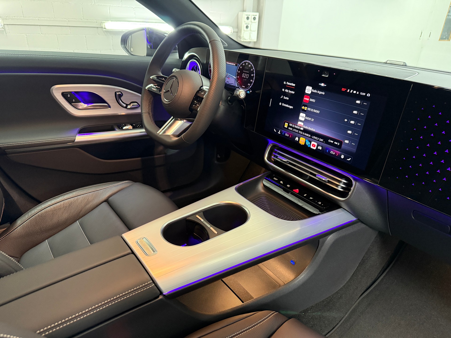MERCEDES-BENZ CLA 350 4MATIC EQ-image-12