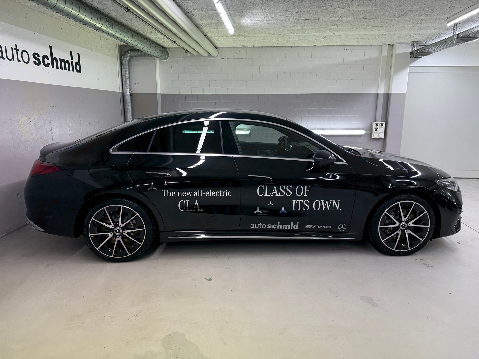 MERCEDES-BENZ CLA 350 4MATIC EQ-showroom-element-2