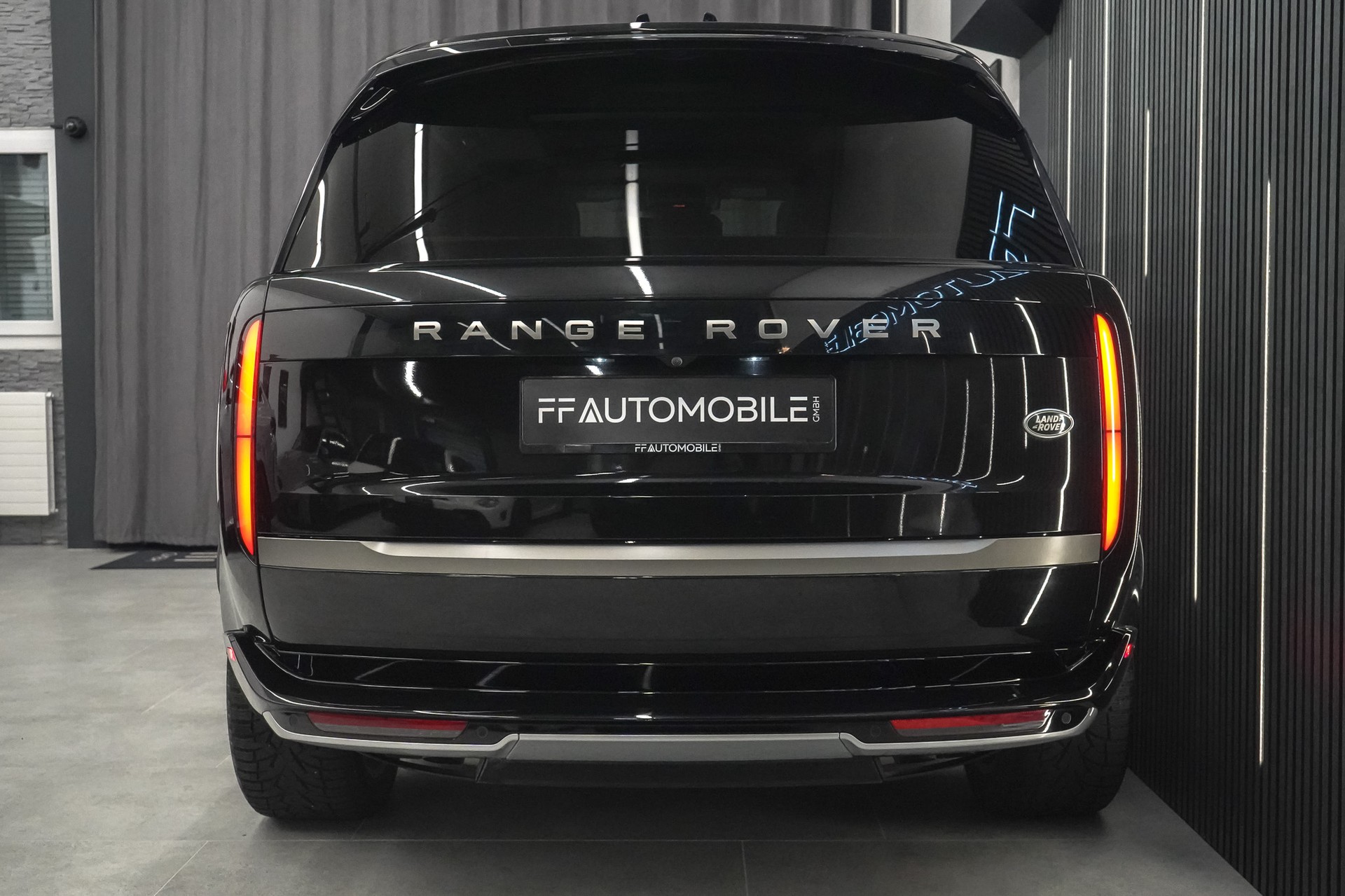 LAND ROVER Range Rover P530 4.4 V8 HSE Automatic-image-9