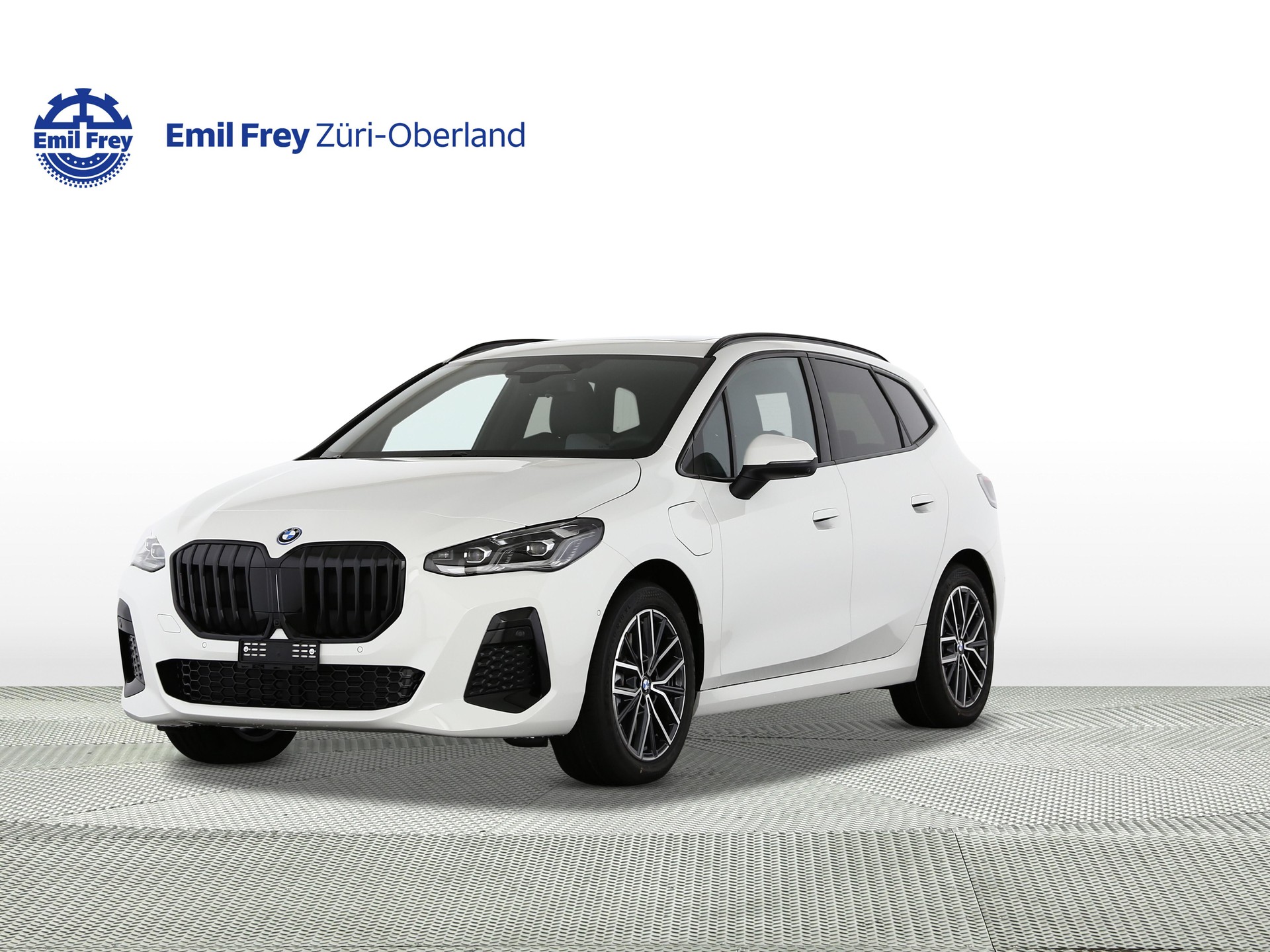 BMW 230e xDrive paddles Active Tourer-image-0