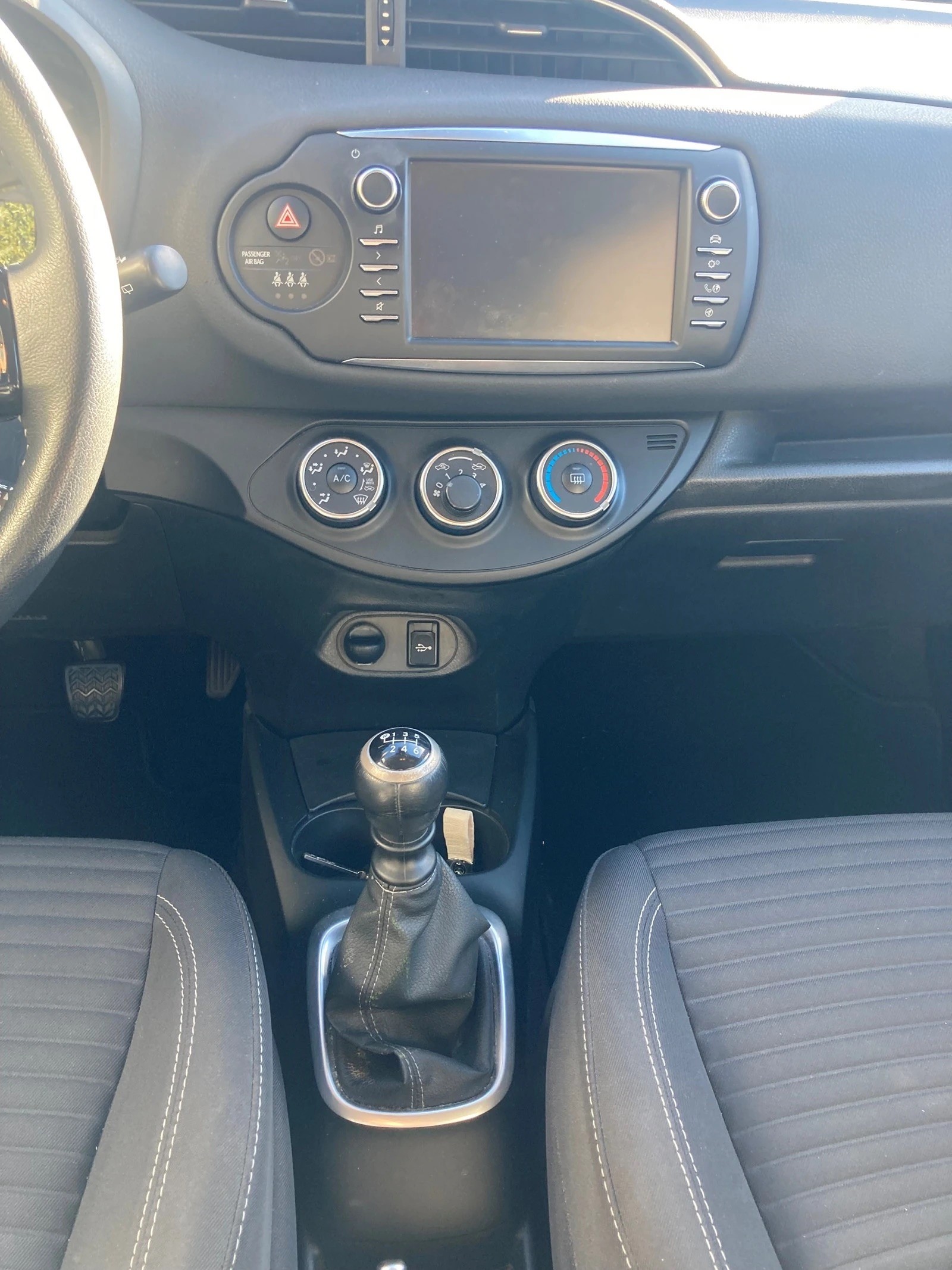TOYOTA Yaris 1.5 Comfort-image-11