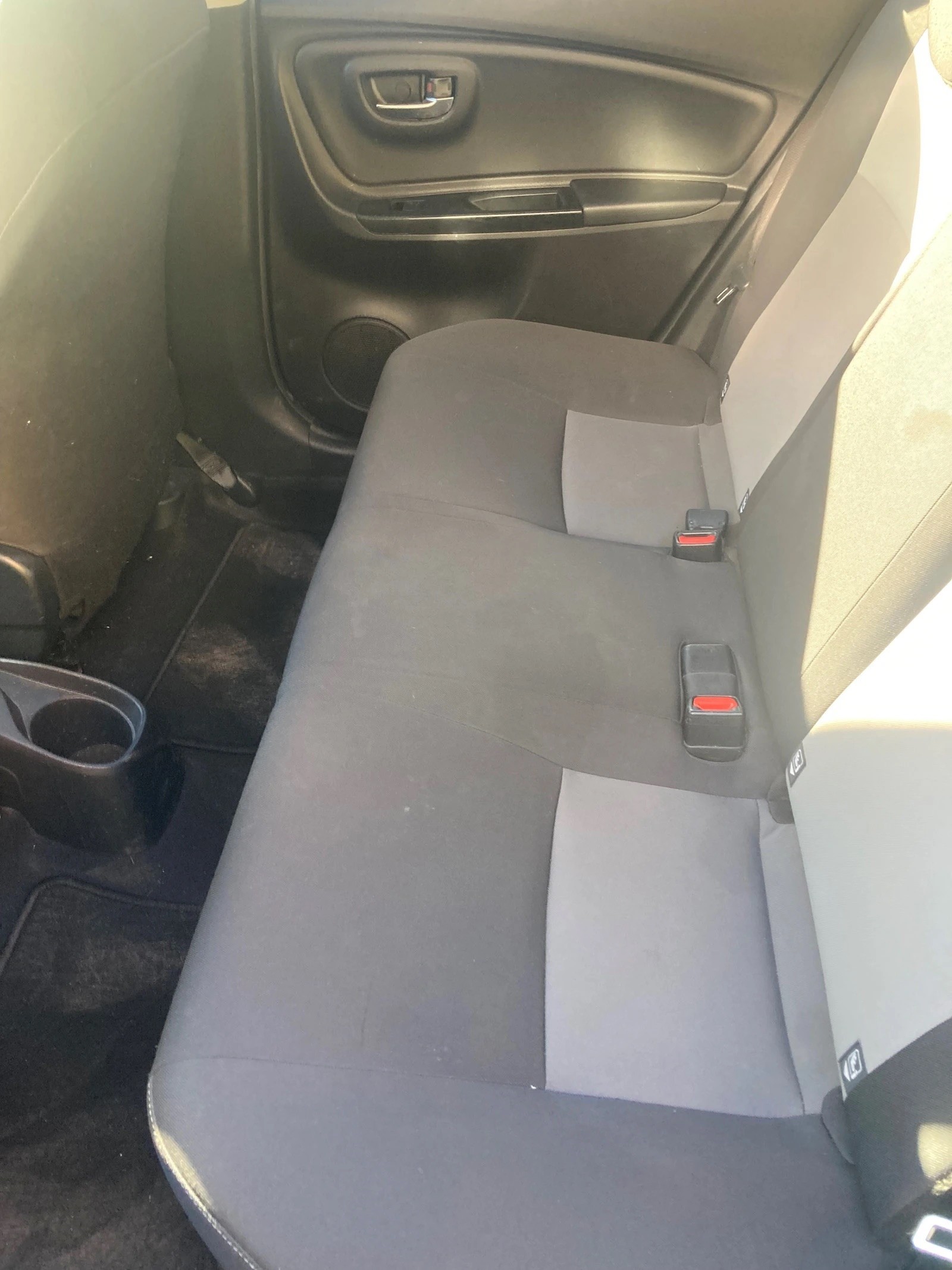 TOYOTA Yaris 1.5 Comfort-image-12