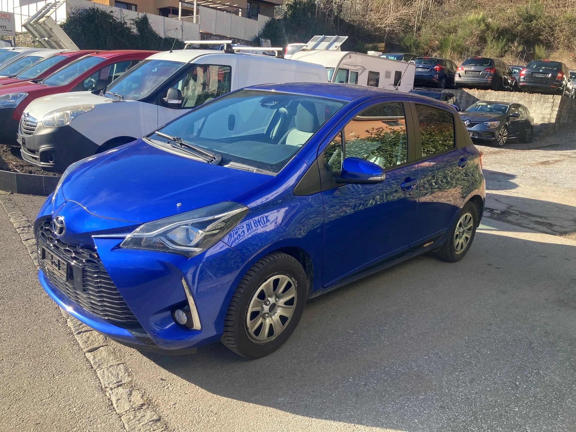 TOYOTA Yaris 1.5 Comfort-image-4