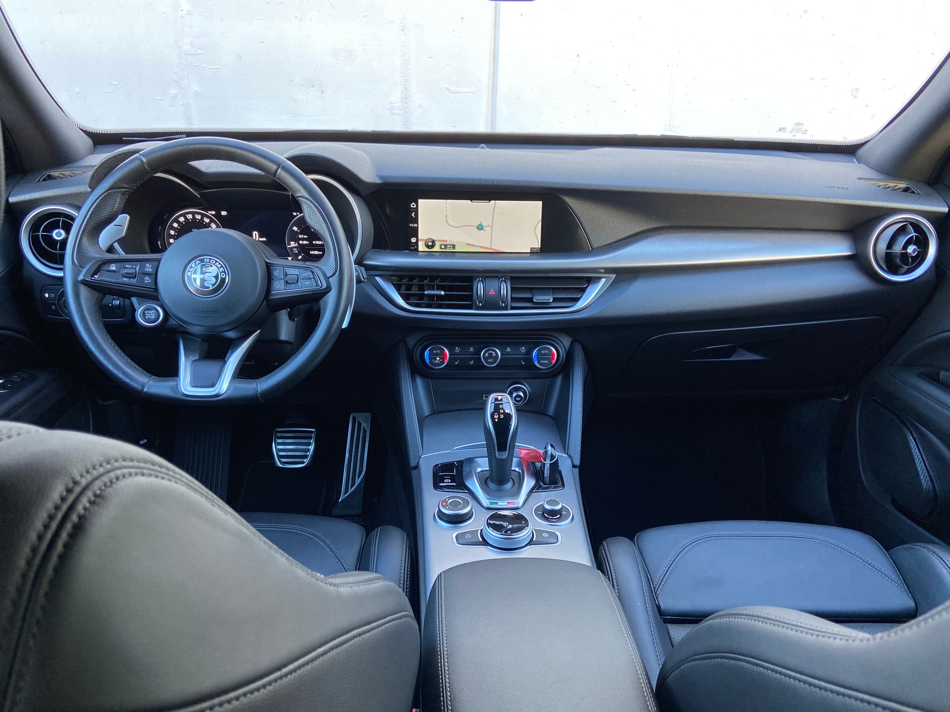 ALFA ROMEO Stelvio 2.0 Veloce Q4 AT8-image-3