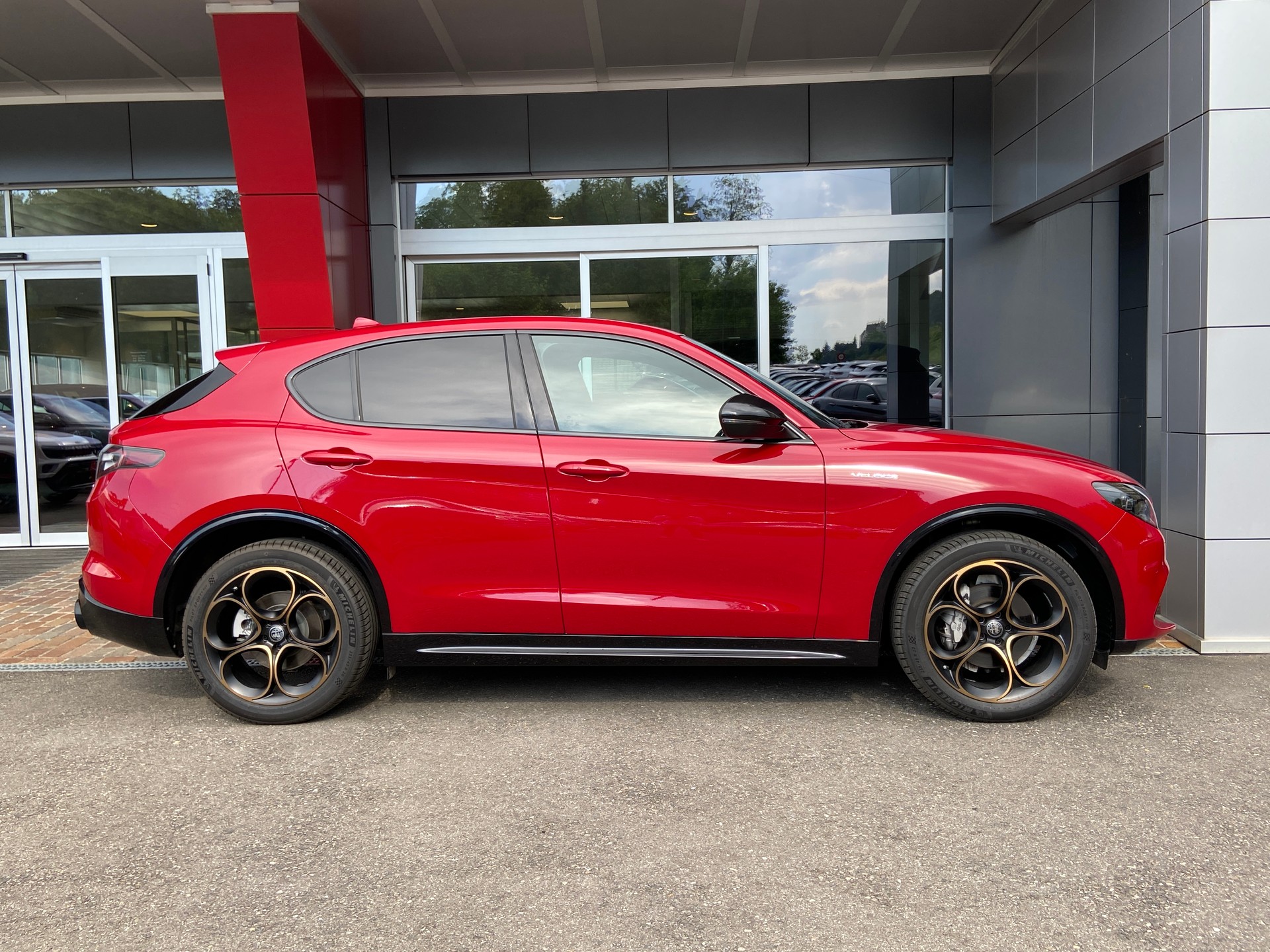 ALFA ROMEO Stelvio 2.0 Veloce Q4 AT8-image-17