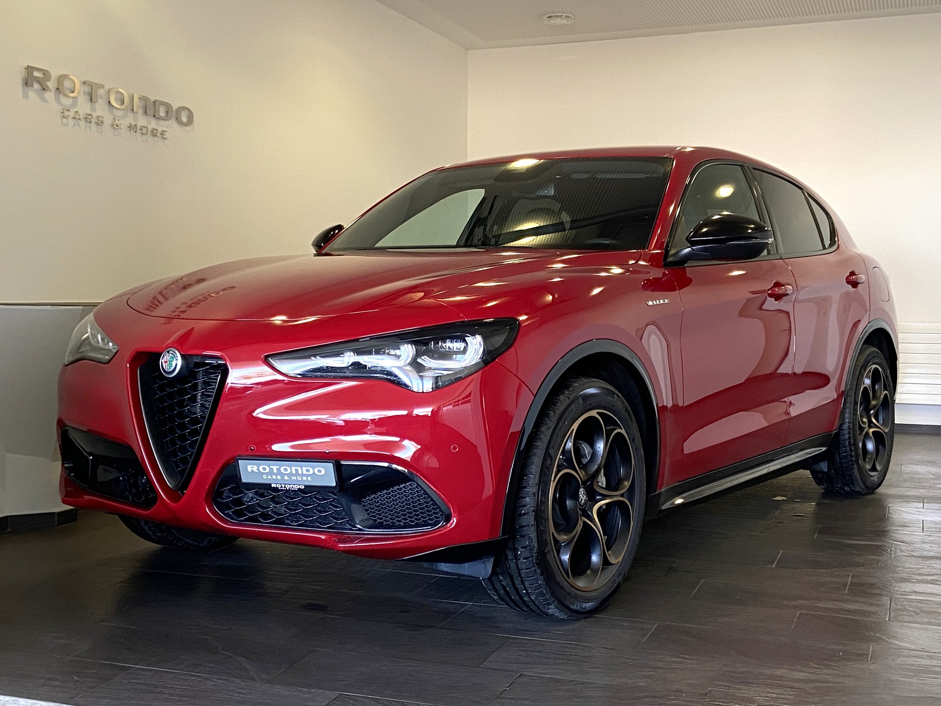 ALFA ROMEO Stelvio 2.0 Veloce Q4 AT8-image-0