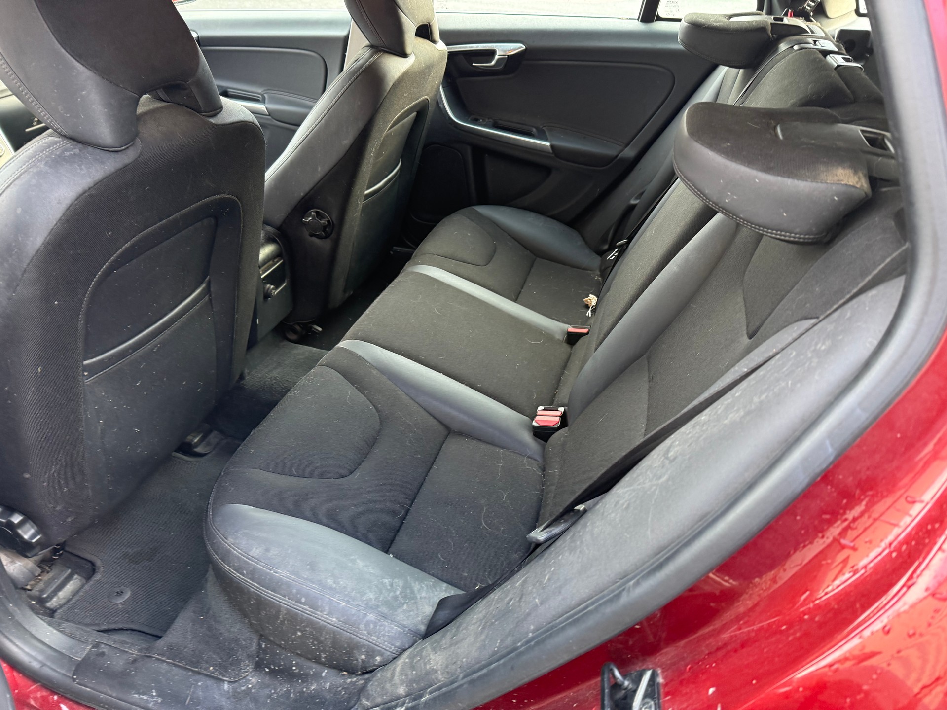 VOLVO V60 T4 Momentum PROBLÈME 2 EME BOITE VITESSE-image-17