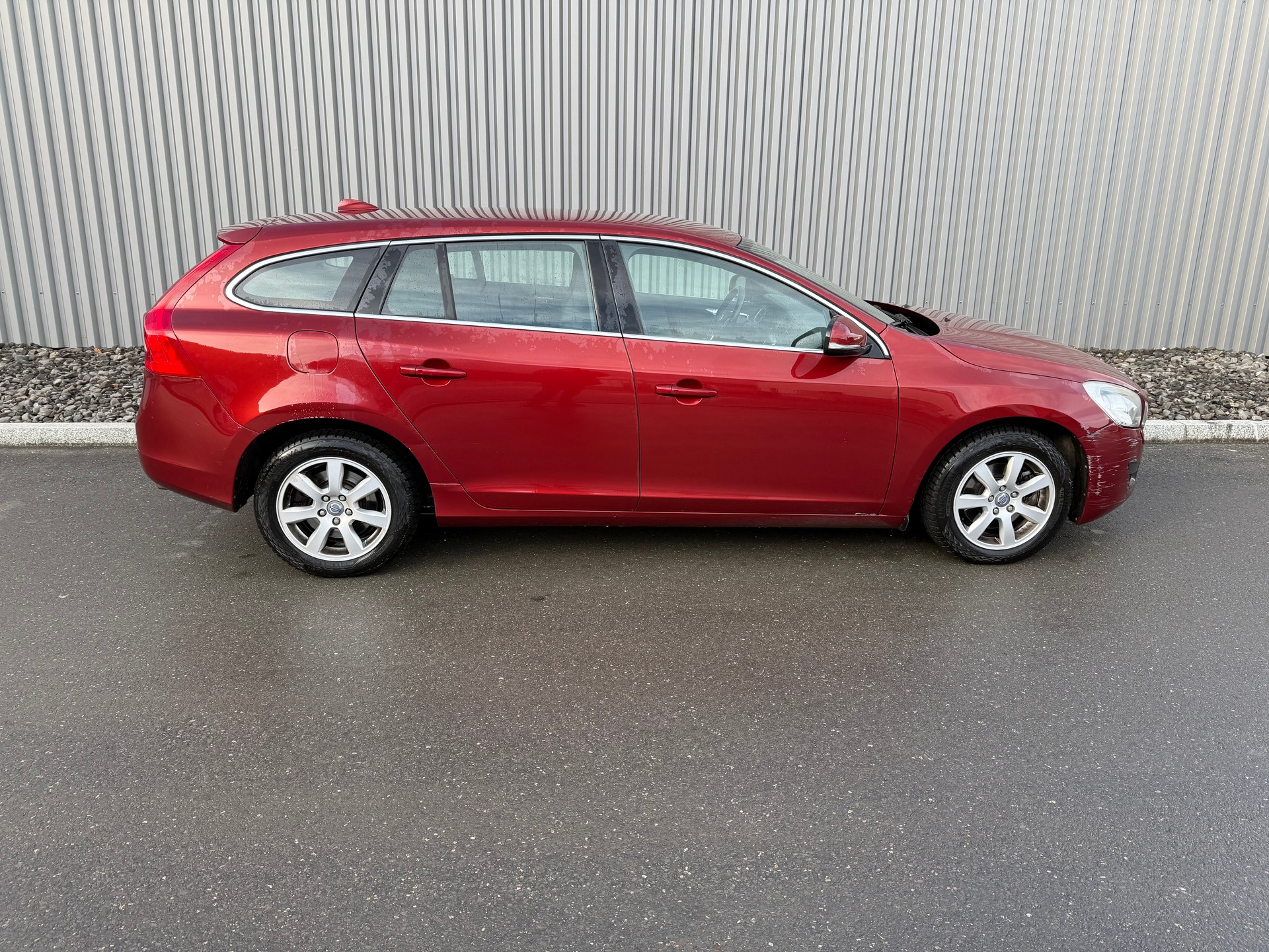 VOLVO V60 T4 Momentum PROBLÈME 2 EME BOITE VITESSE-image-8