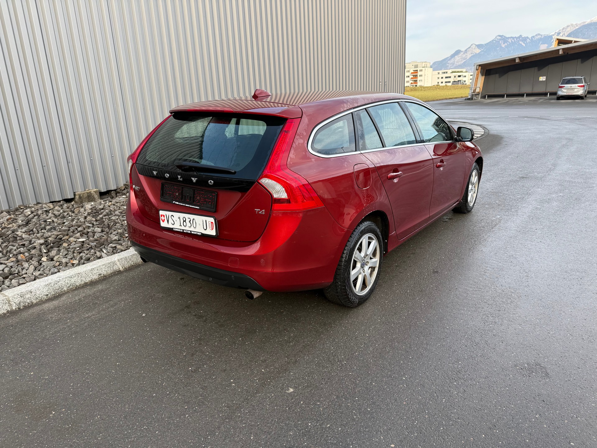 VOLVO V60 T4 Momentum PROBLÈME 2 EME BOITE VITESSE-image-7