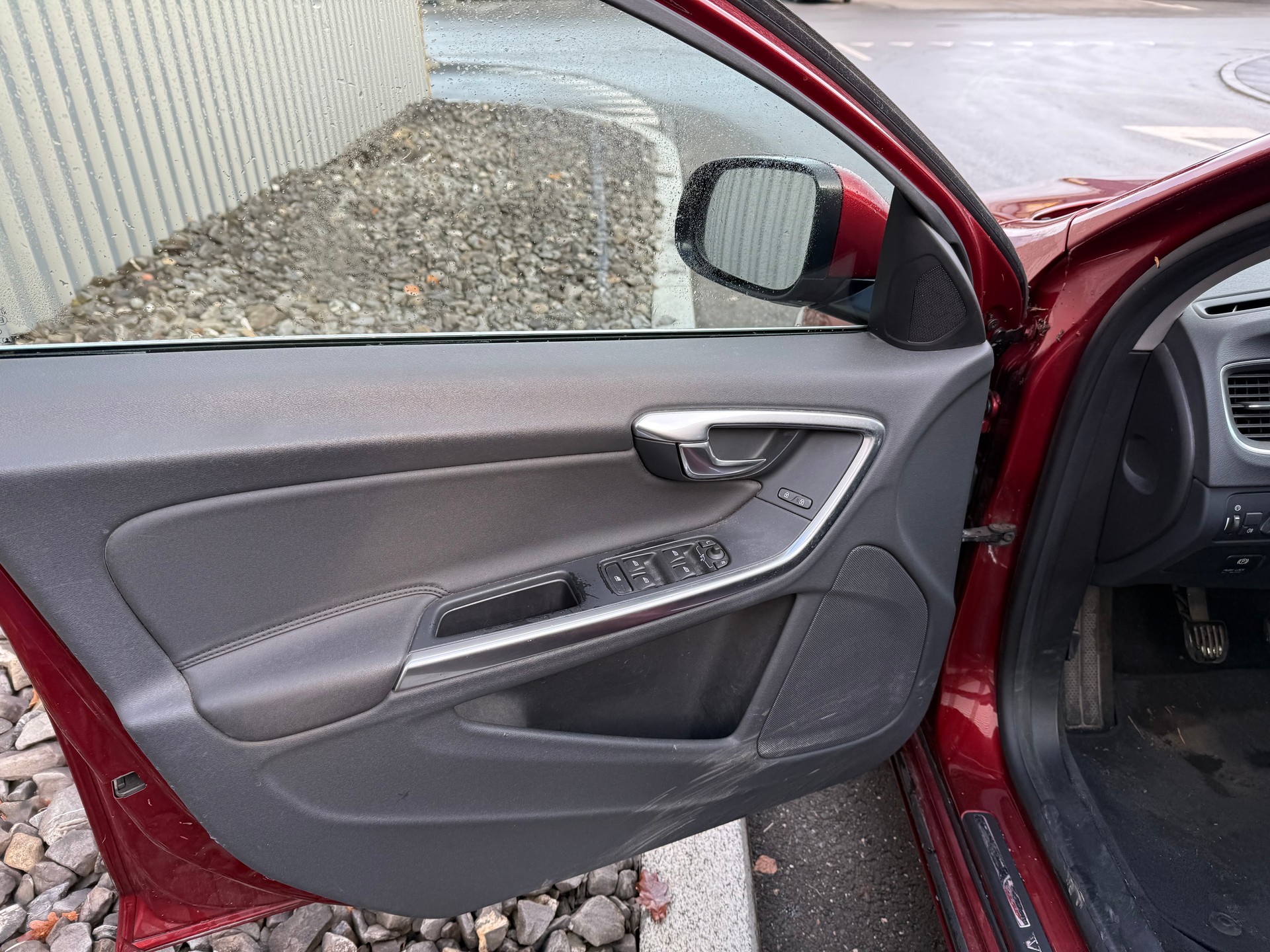VOLVO V60 T4 Momentum PROBLÈME 2 EME BOITE VITESSE-image-14