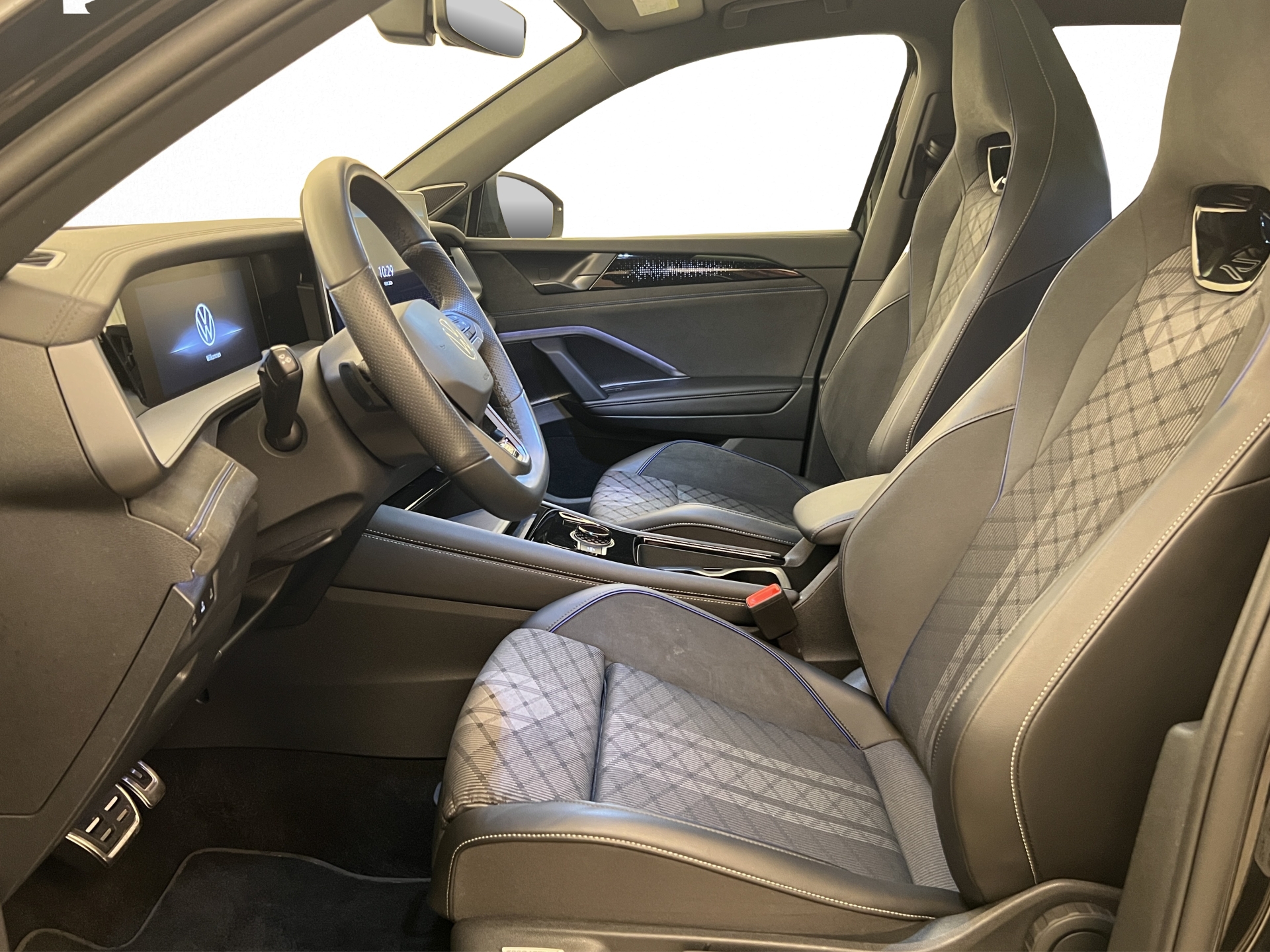 VW Tayron 2.0 TSI R-Line DSG 4motion-image-3