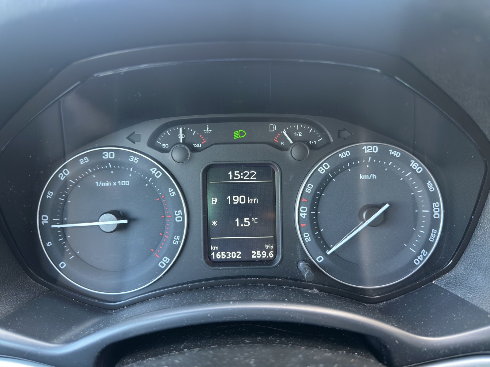 SKODA Octavia Scout 2.0 TDI 4x4-image-17