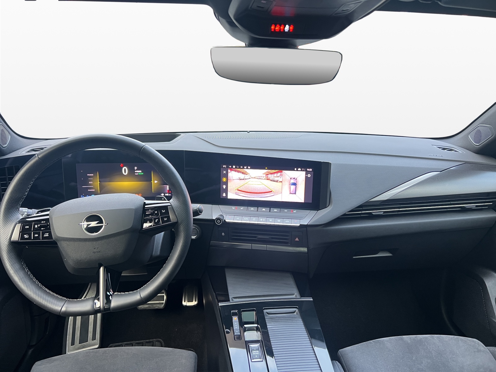 OPEL Astra 1.6 PHEV Turbo GSe A-image-11