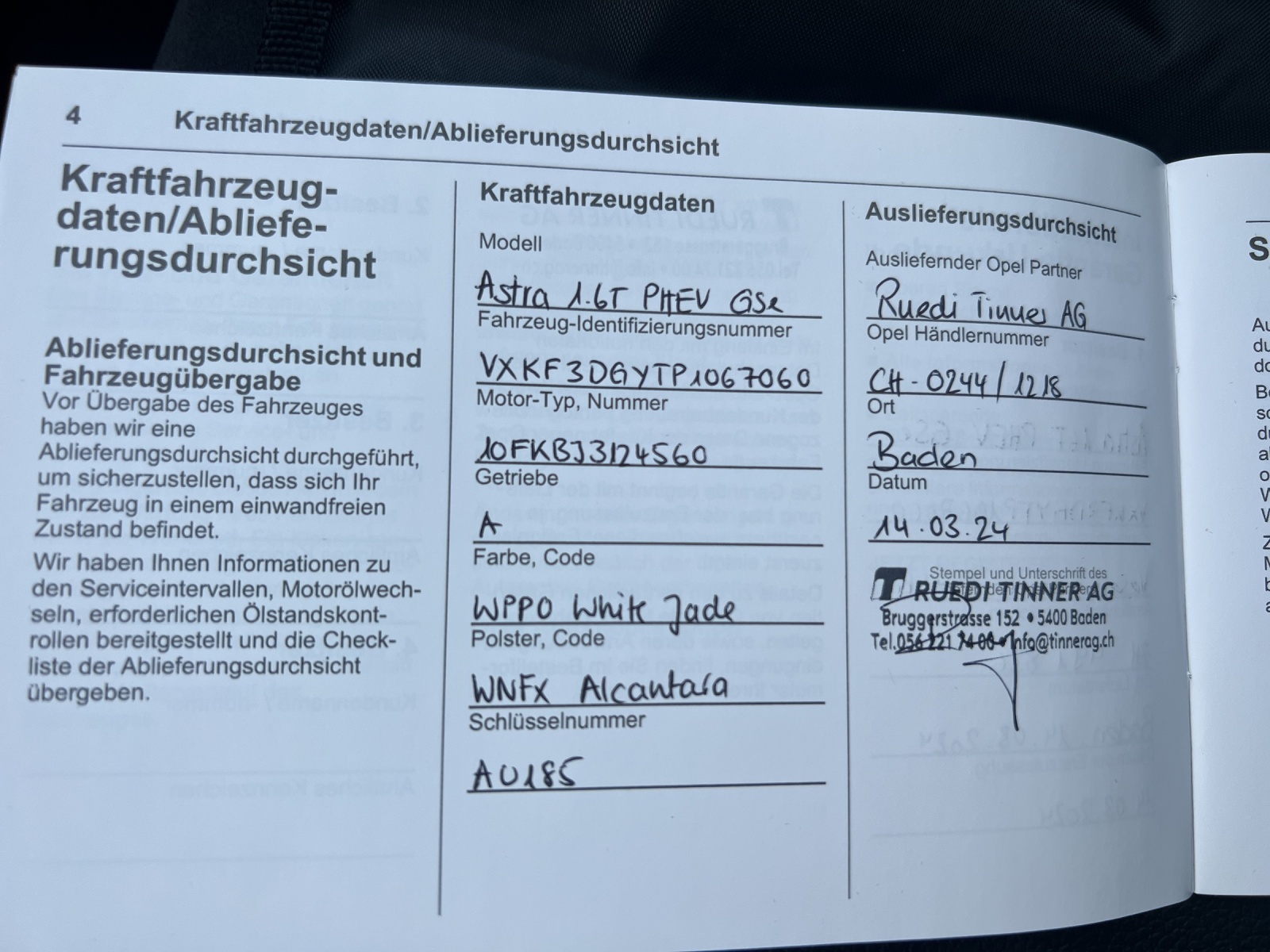 OPEL Astra 1.6 PHEV Turbo GSe A-image-23