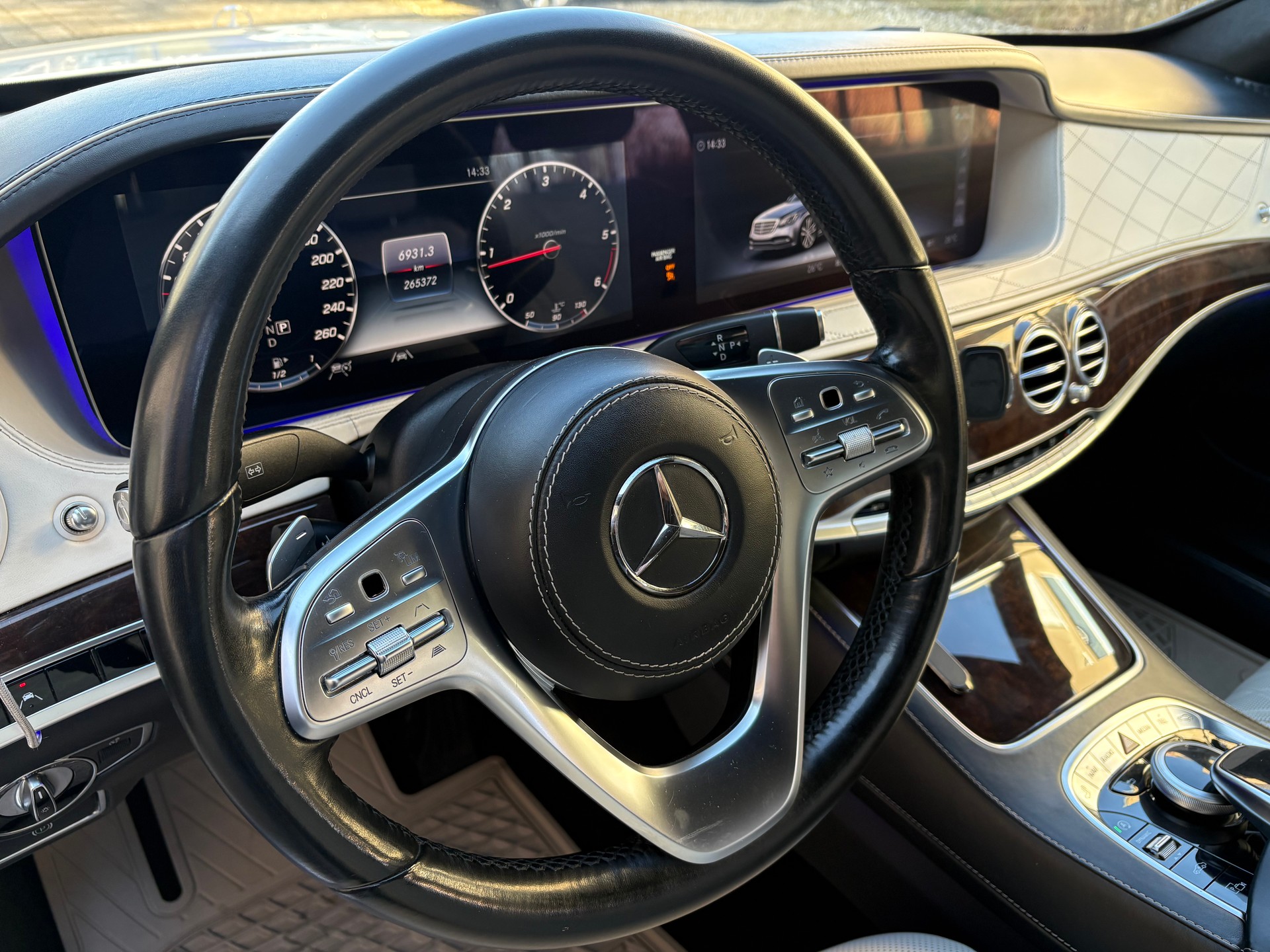 MERCEDES-BENZ 4MATIC S400d Long-image-18