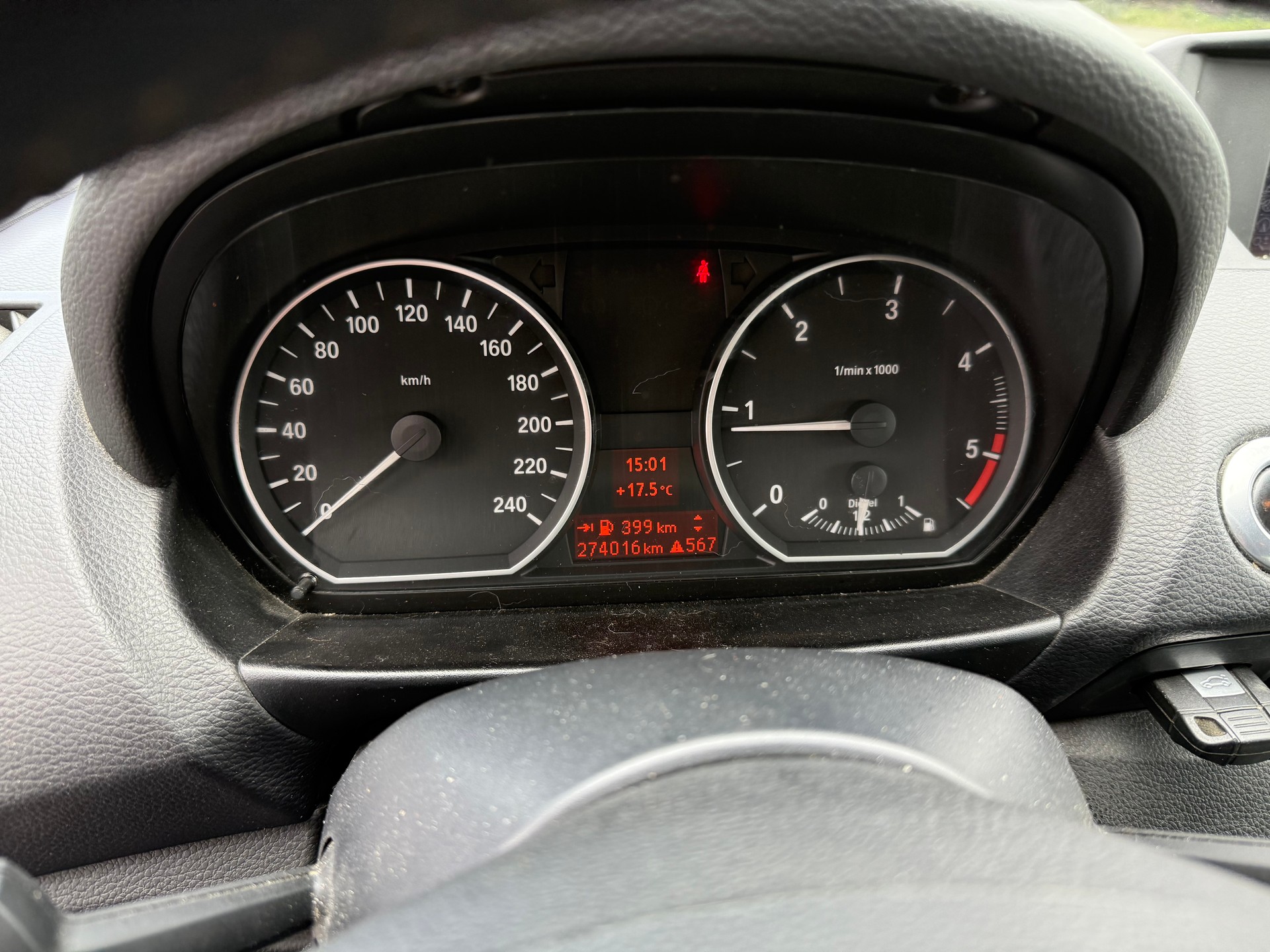 BMW 118d-image-11