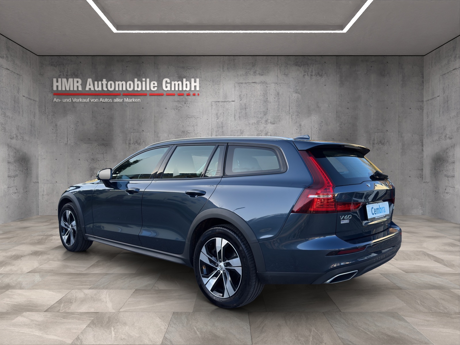 VOLVO V60 Cross Country D4 AWD Geartronic-image-1