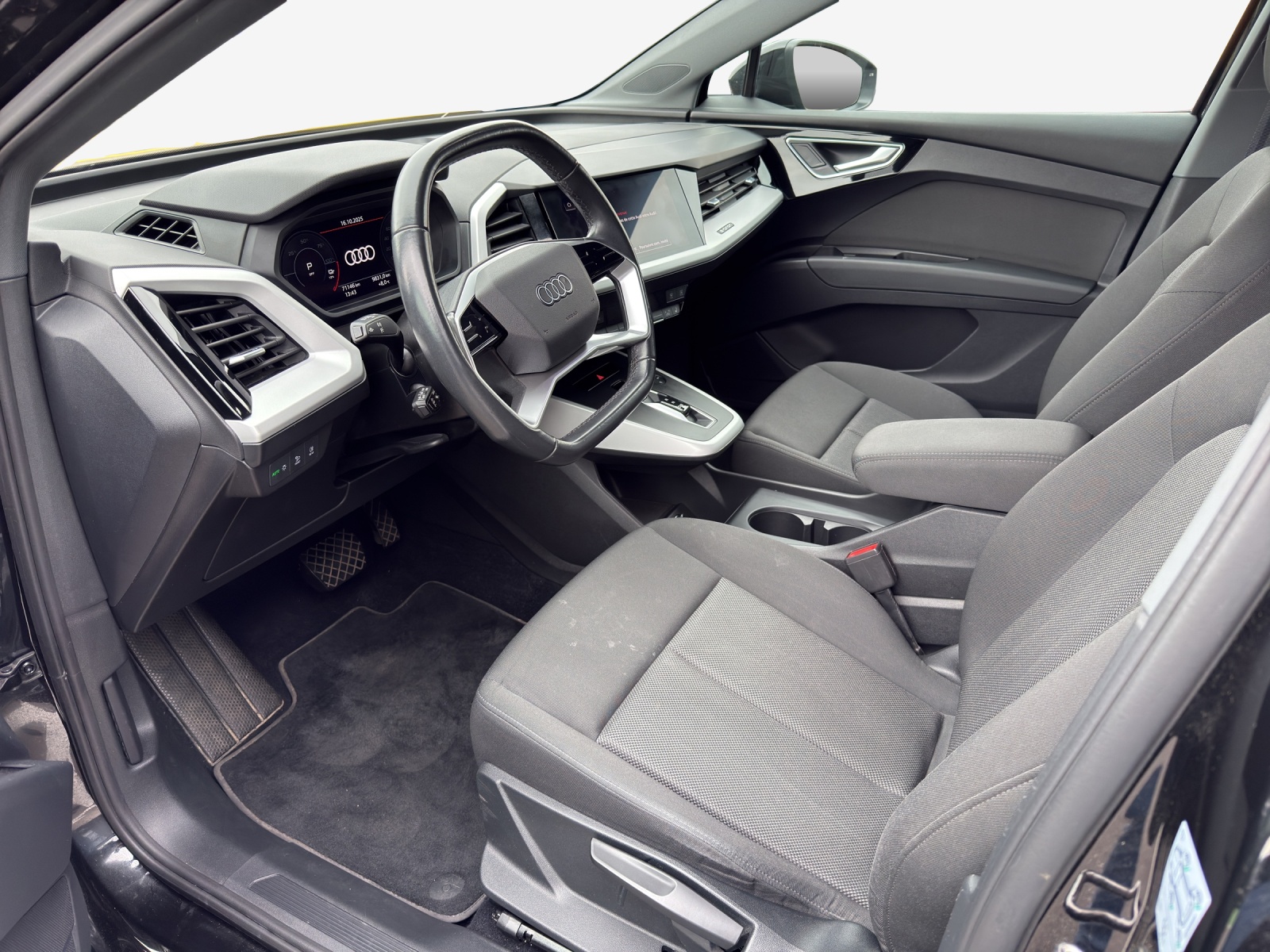 AUDI Q4 Sportback e-tron 40-image-8