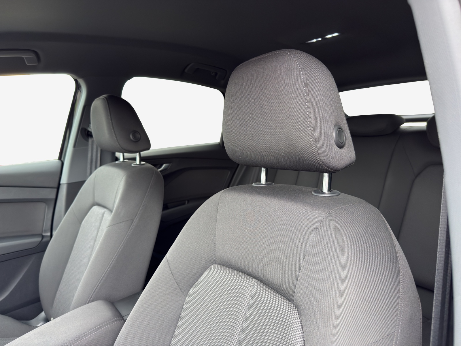 AUDI Q4 Sportback e-tron 40-image-15