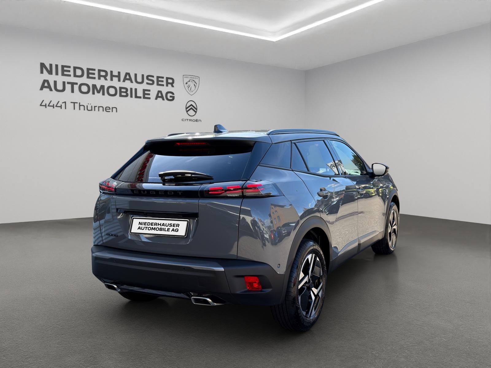 PEUGEOT 2008 1.2 PureTech 130 Allure-showroom-element-2