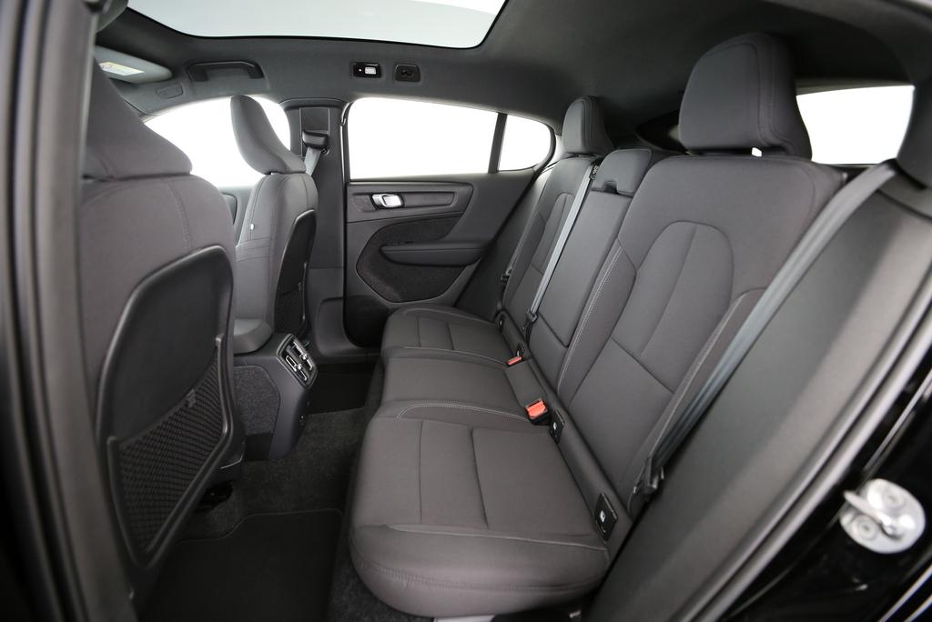 VOLVO C40 P6 Recharge Core-image-12