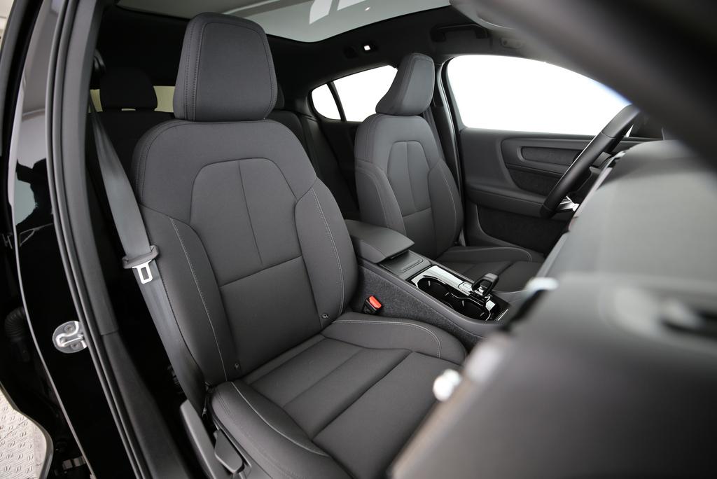 VOLVO C40 P6 Recharge Core-image-11