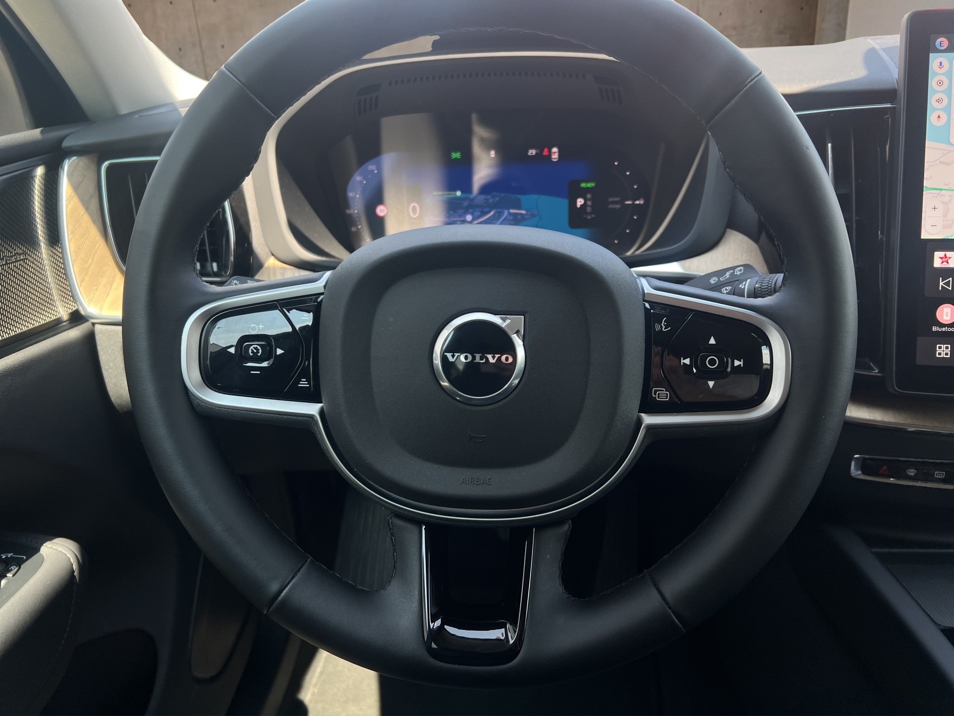 VOLVO XC60 2.0 T8 TE Plus Dark eAWD-image-16