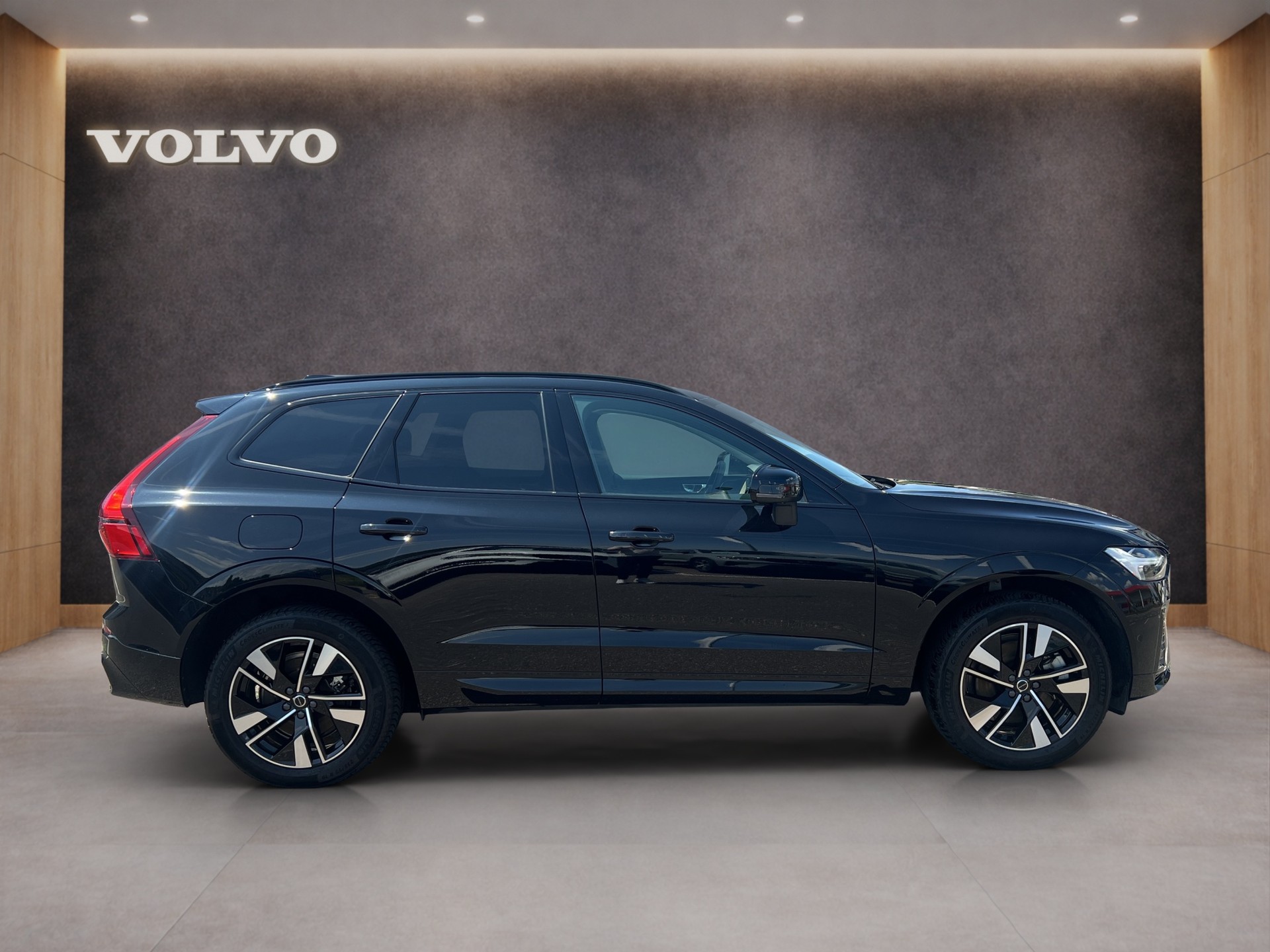 VOLVO XC60 2.0 T8 TE Plus Dark eAWD-image-5