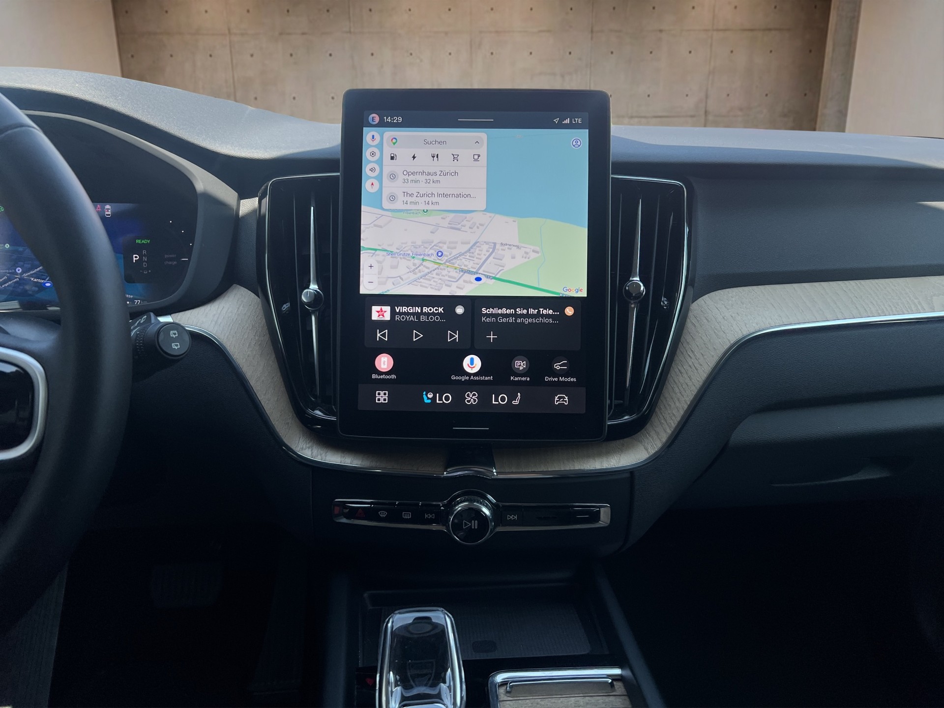 VOLVO XC60 2.0 T8 TE Plus Dark eAWD-image-14