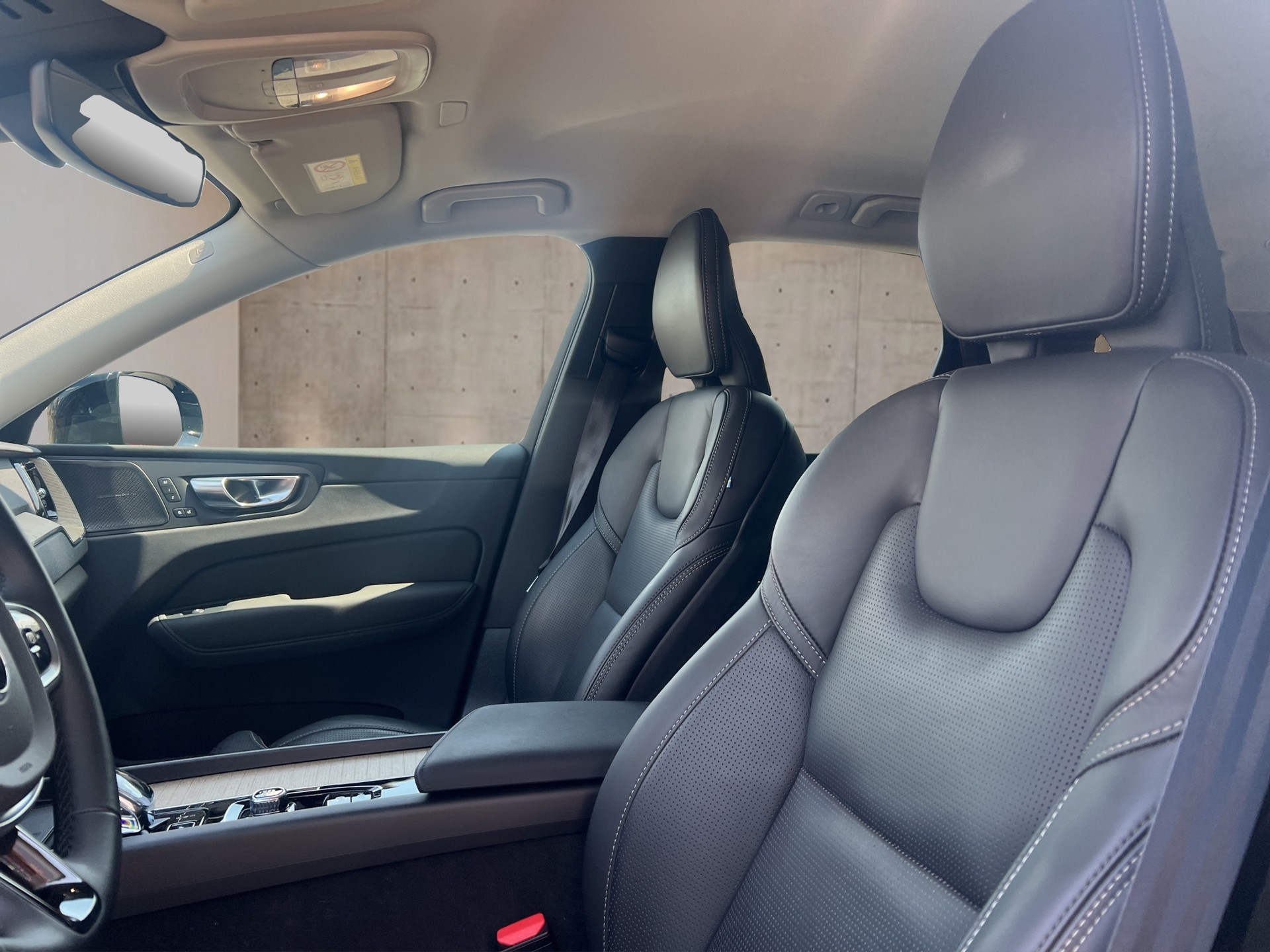 VOLVO XC60 2.0 T8 TE Plus Dark eAWD-image-13