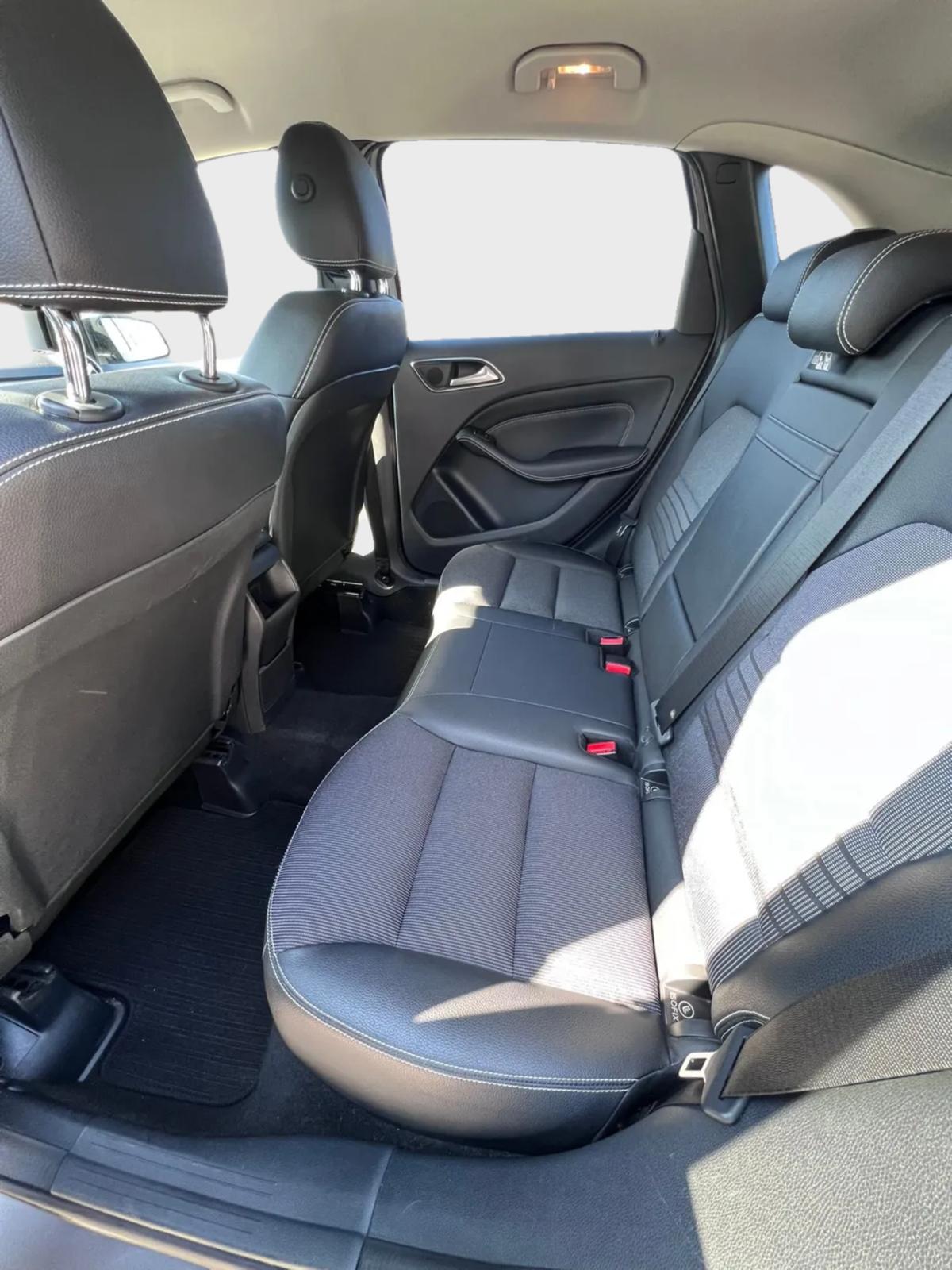 MERCEDES-BENZ B 220 CDI Swiss Star Edition Style 4Matic 7G-DCT-image-8