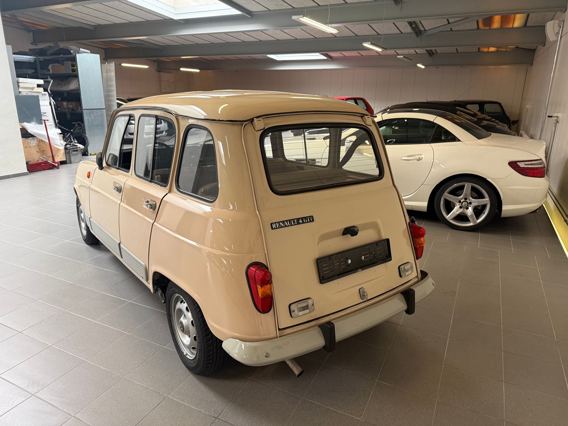 RENAULT R4 1100 GTL-image-7