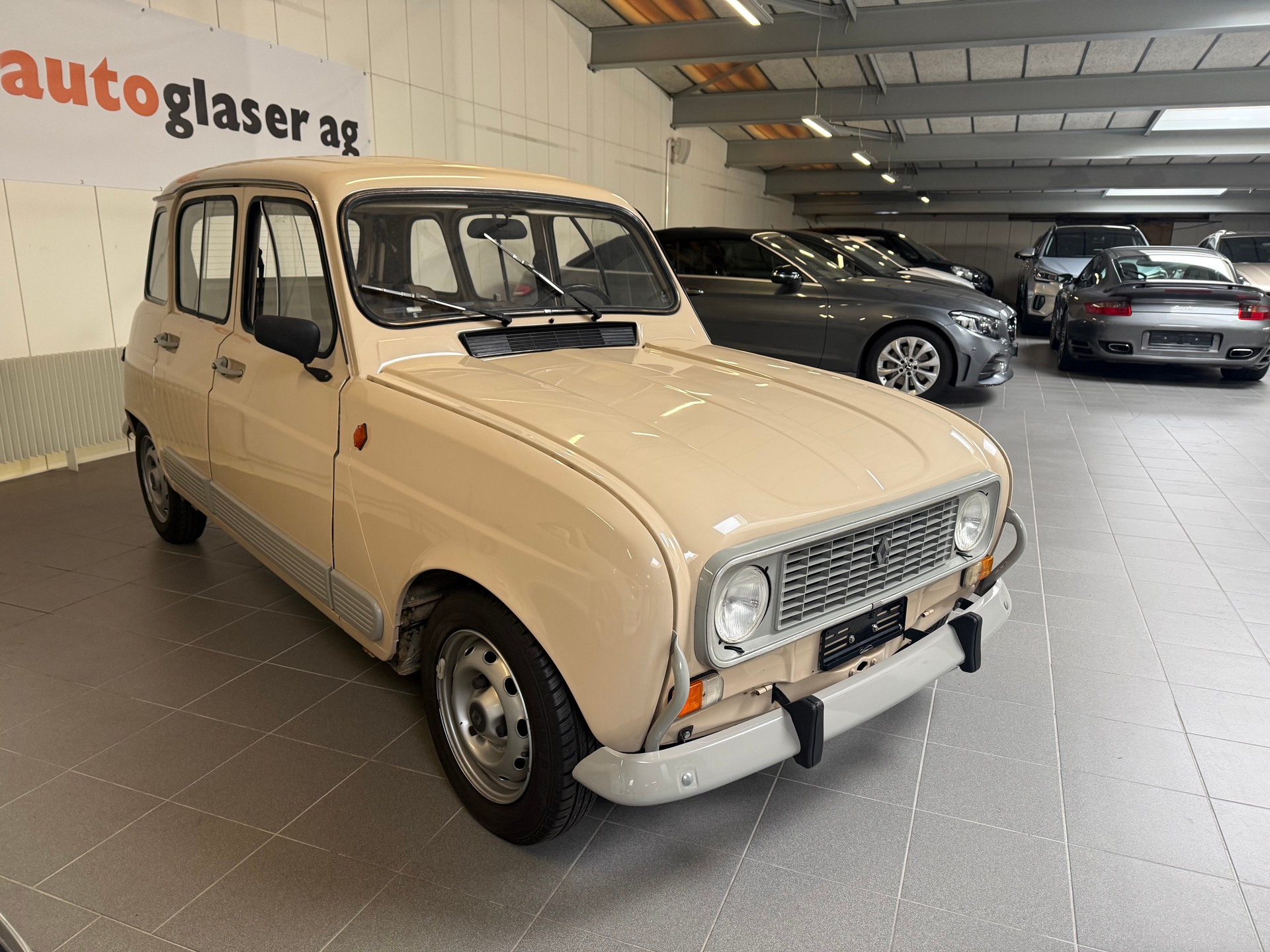 RENAULT R4 1100 GTL-image-6