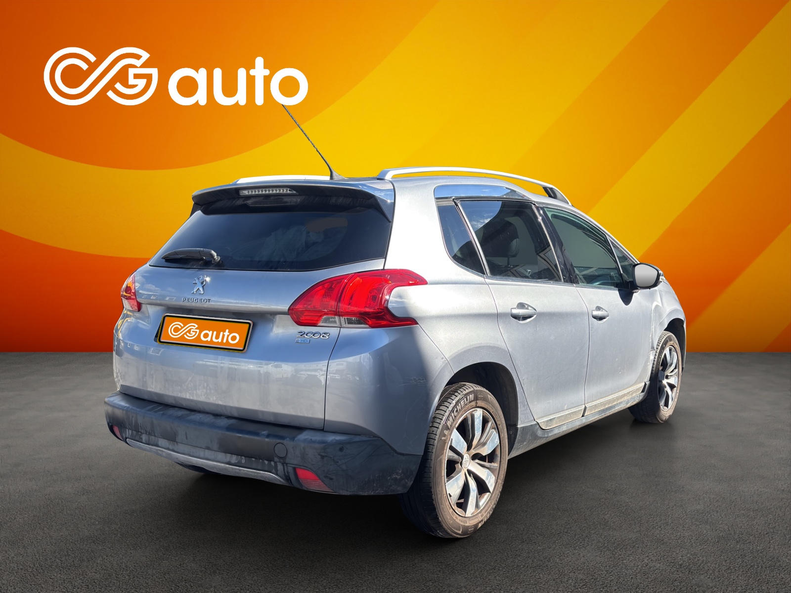 PEUGEOT 2008 1.6 e-HDi Allure-image-6