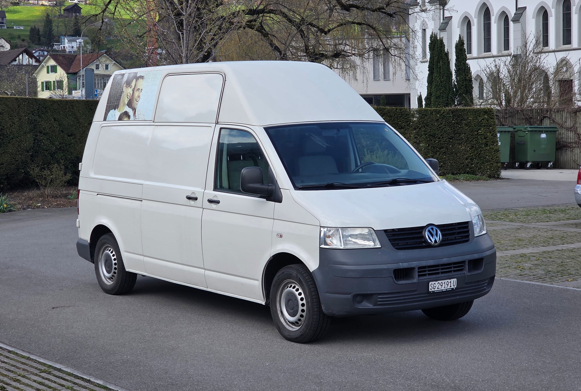 VW T5 2.5 TDI PD 4MOTION-image-1