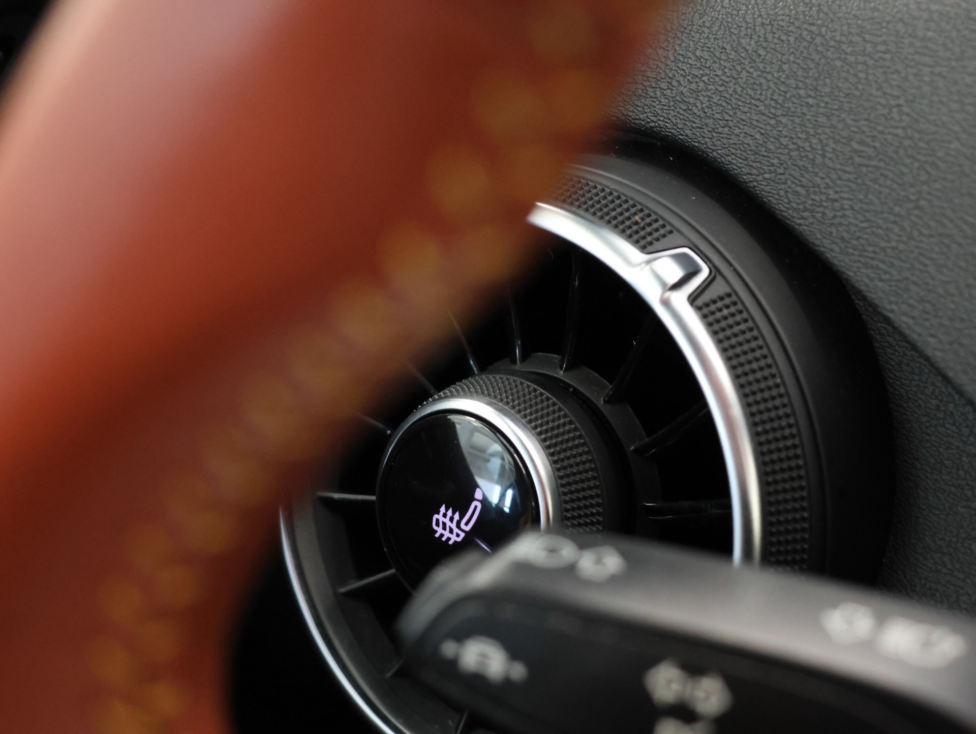 AUDI TT Coupé 45 TFSI 20 Years quattro S-tronic*TT 20 YEARS EDITION* *SPORTABGASSANLAGE* *BANG & OLUFSEN*-image-29