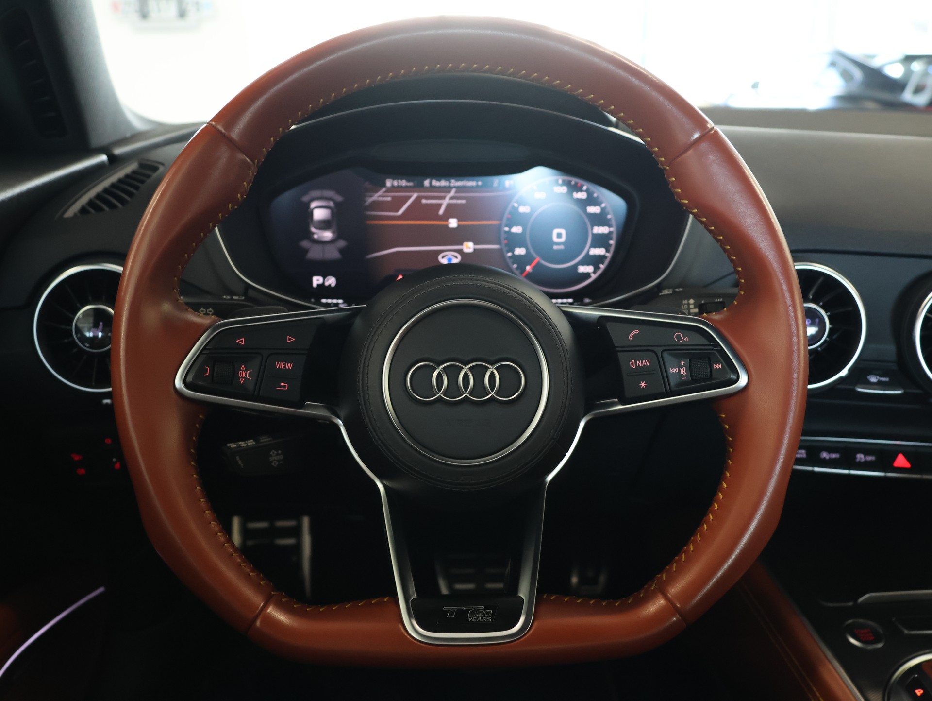 AUDI TT Coupé 45 TFSI 20 Years quattro S-tronic*TT 20 YEARS EDITION* *SPORTABGASSANLAGE* *BANG & OLUFSEN*-image-21