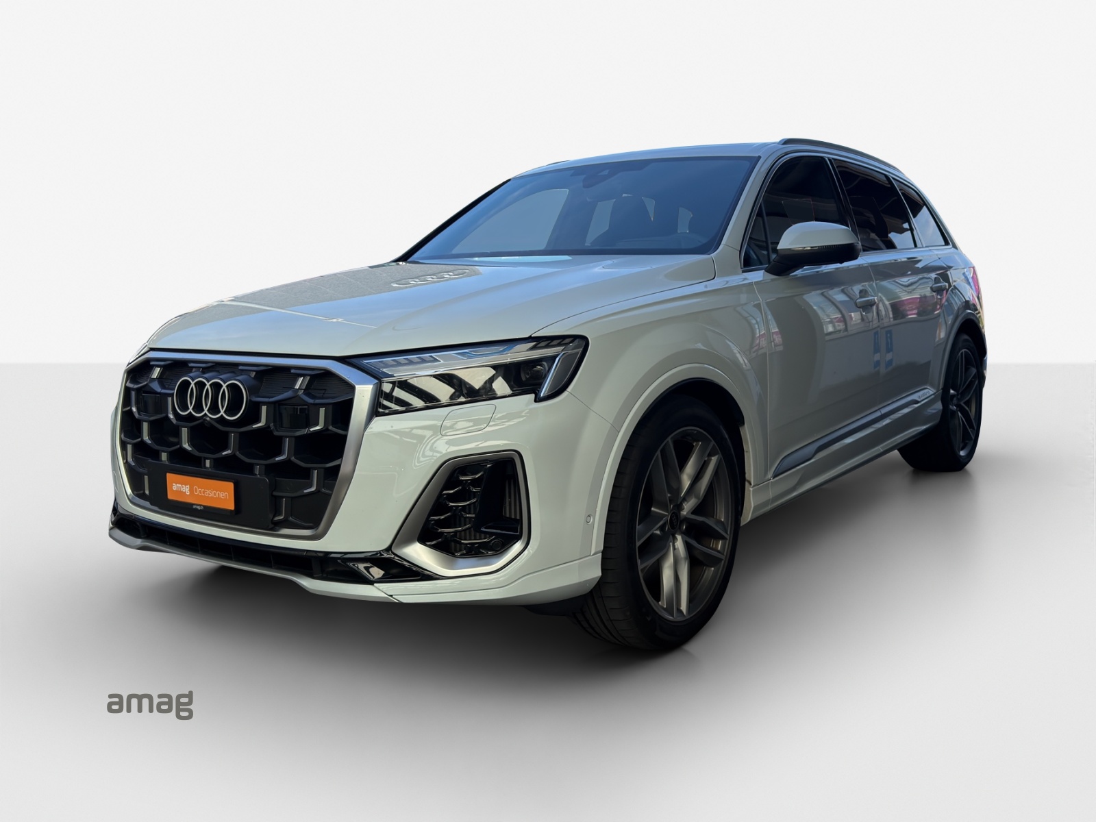 AUDI SQ7 TFSI quattro tiptronic-image-0