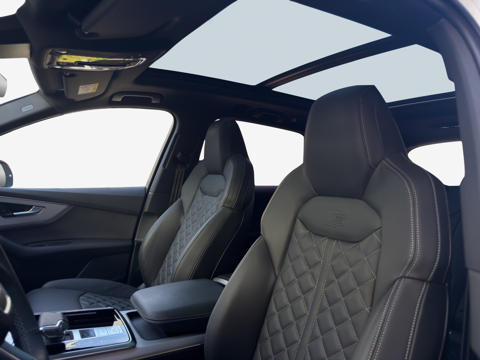 AUDI SQ7 TFSI quattro tiptronic-image-15