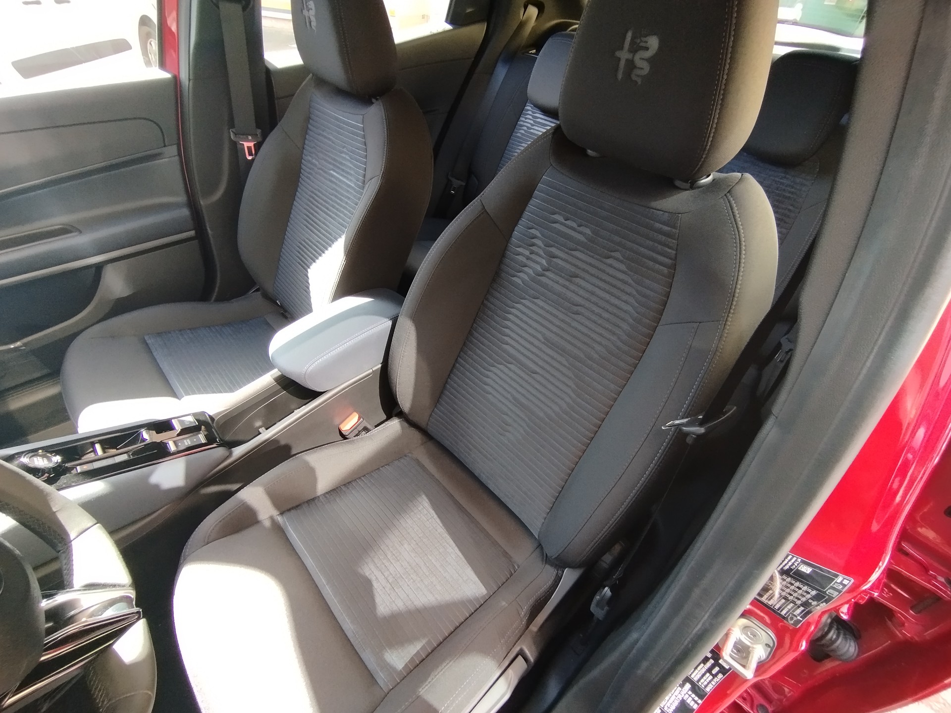 ALFA ROMEO Junior 1.2 48V Hybrid Junior-image-8