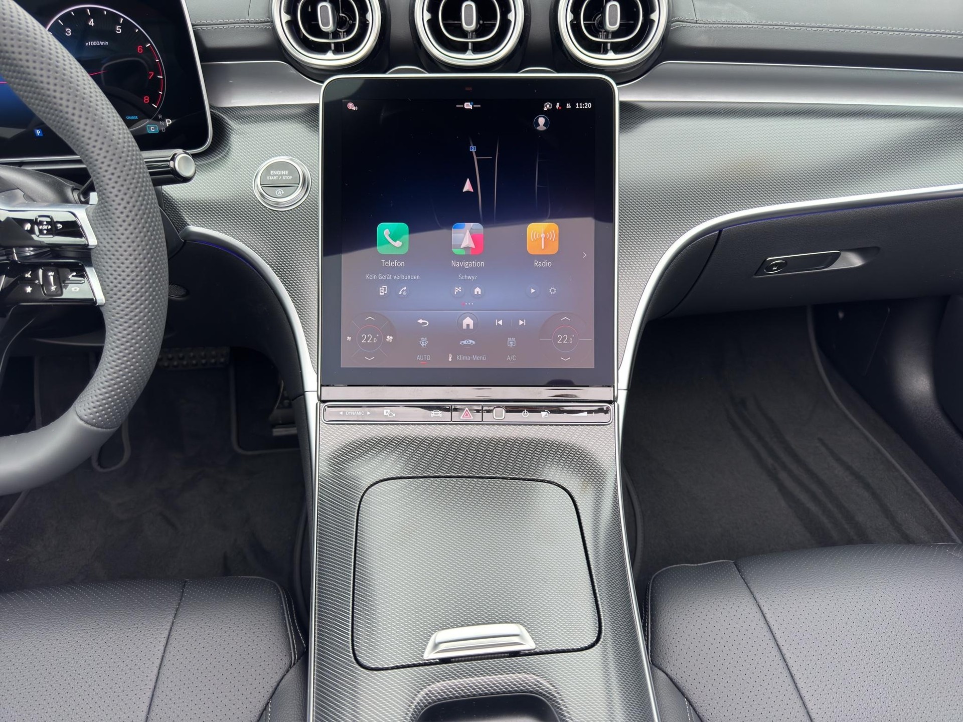 MERCEDES-BENZ CLE 200 AMG Line 4matic Cabriolet-image-13