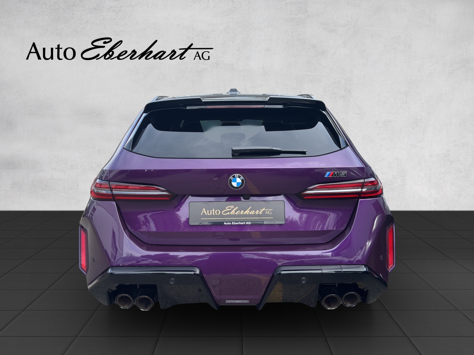 BMW M5 xDrive Touring Twilight Purple-image-4