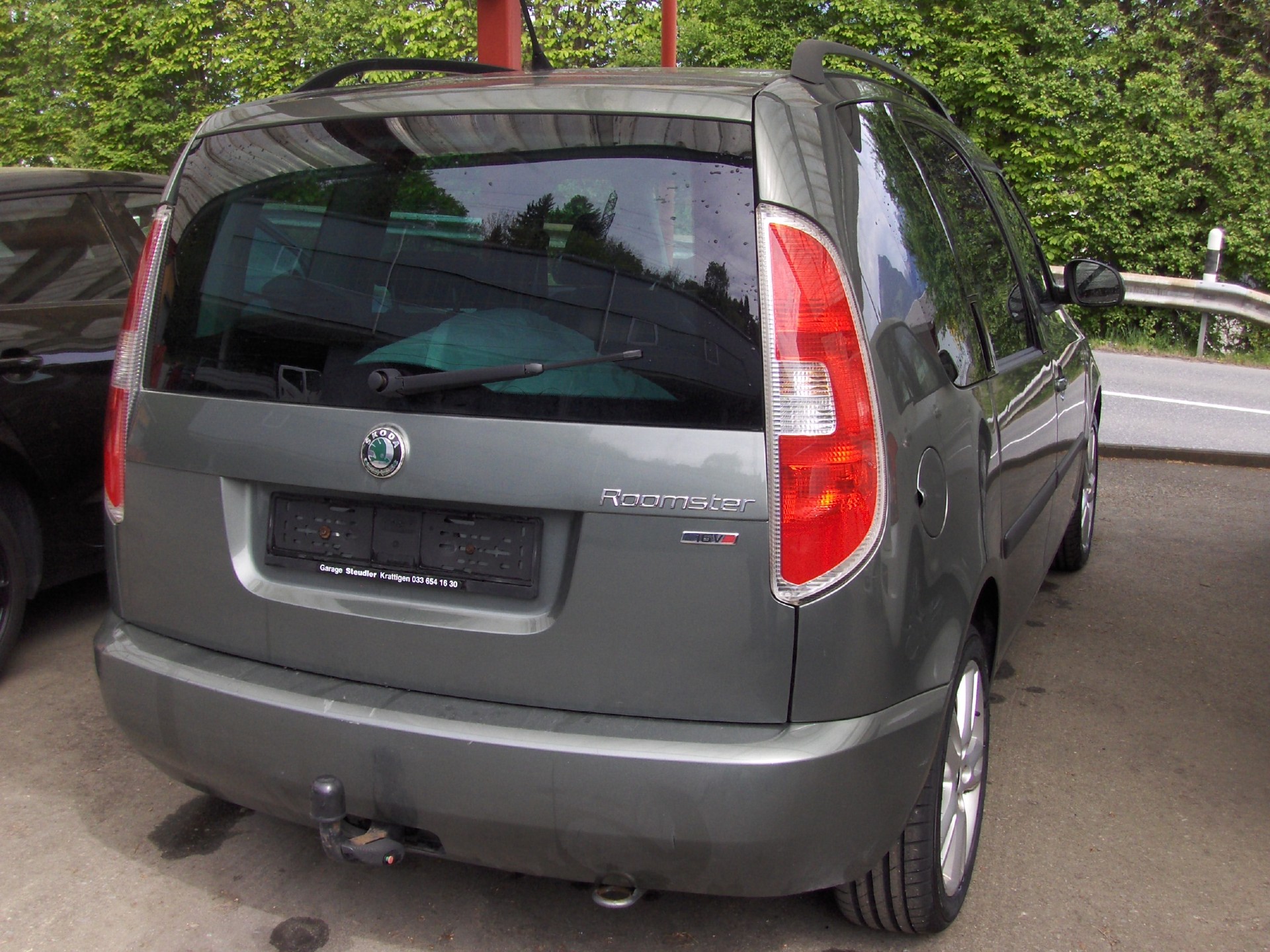 SKODA Roomster 1.6 Elegance-image-2