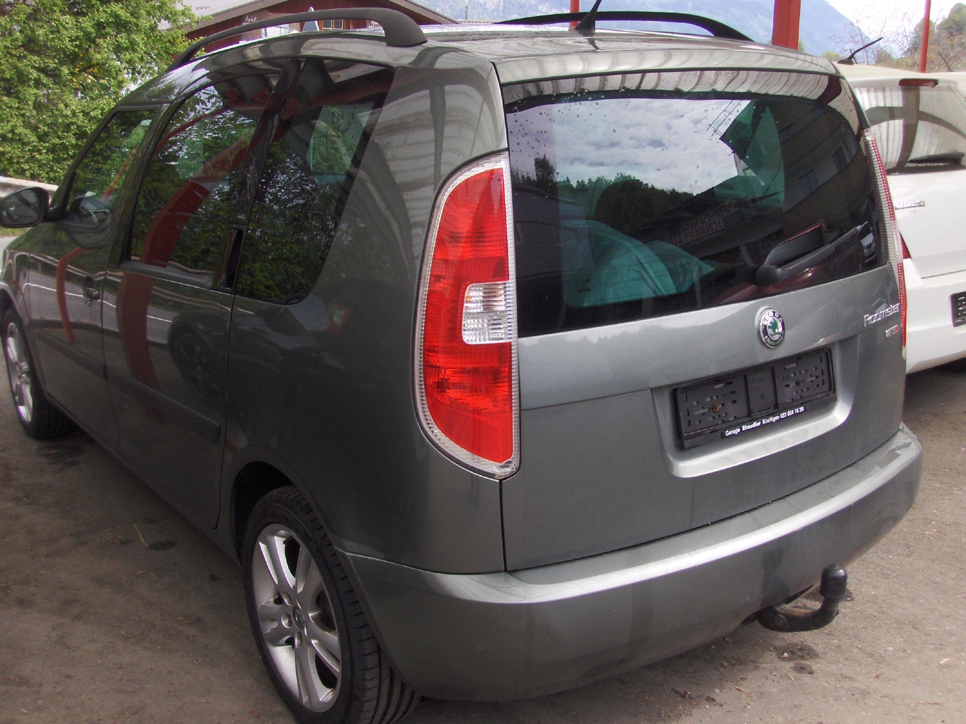 SKODA Roomster 1.6 Elegance-image-3
