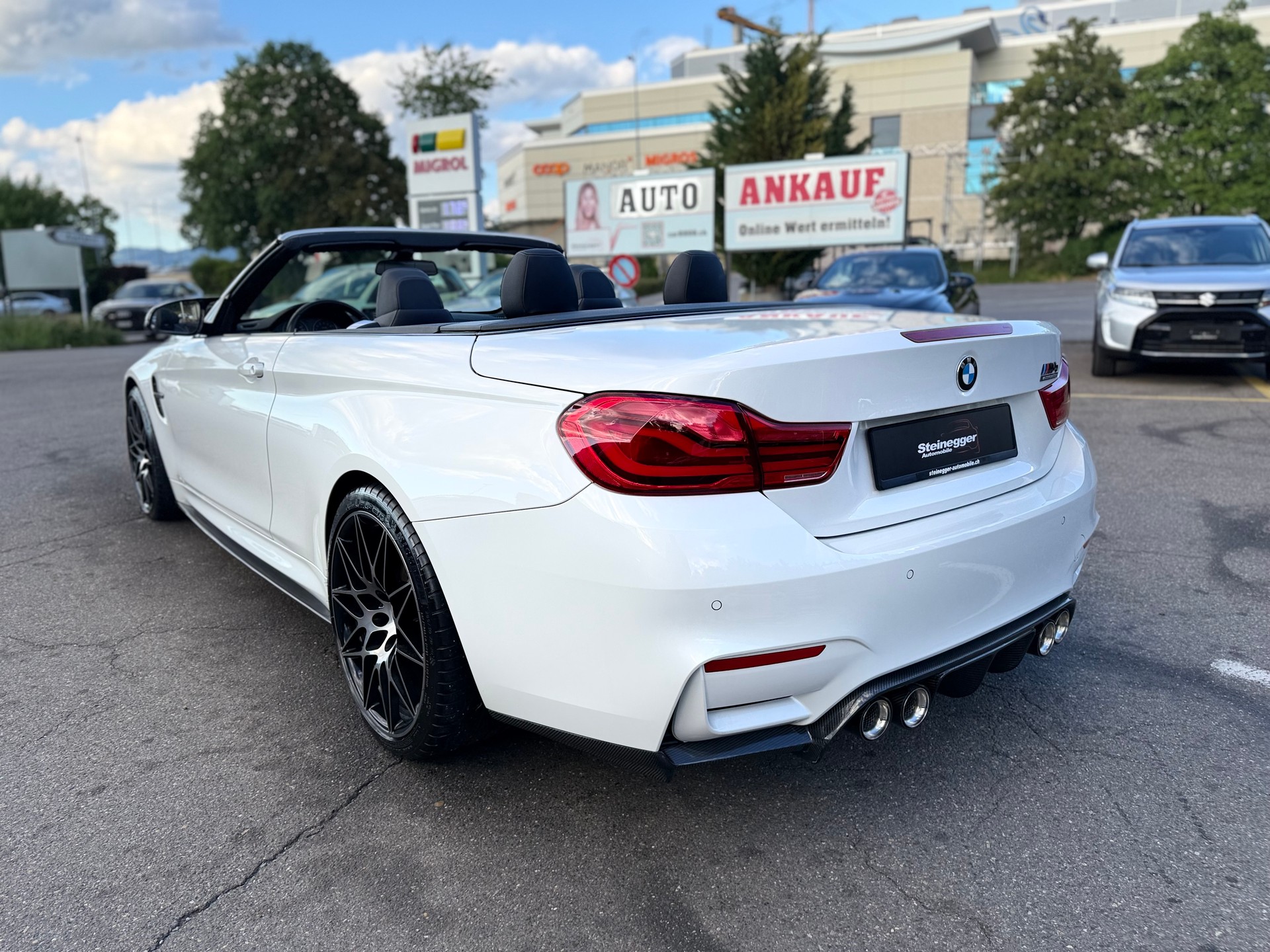 BMW M4 Cabriolet Drivelogic M Competition-image-16