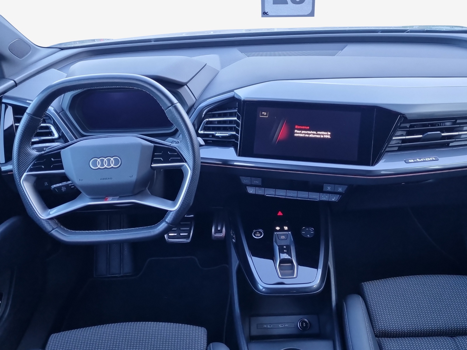 AUDI Q4 e-tron 50 quattro-image-9