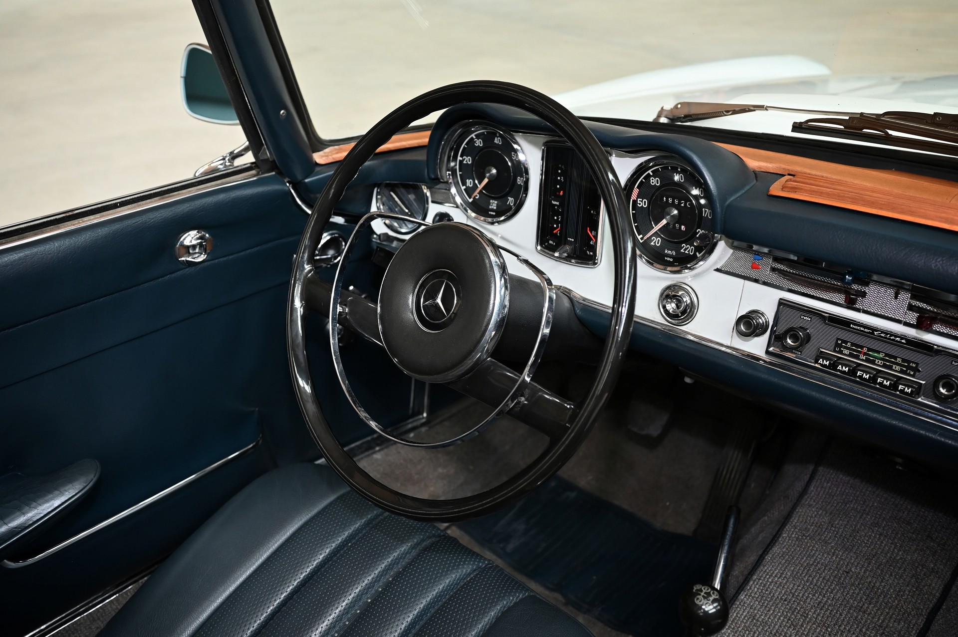 MERCEDES-BENZ CH-Erstauslieferung-image-6