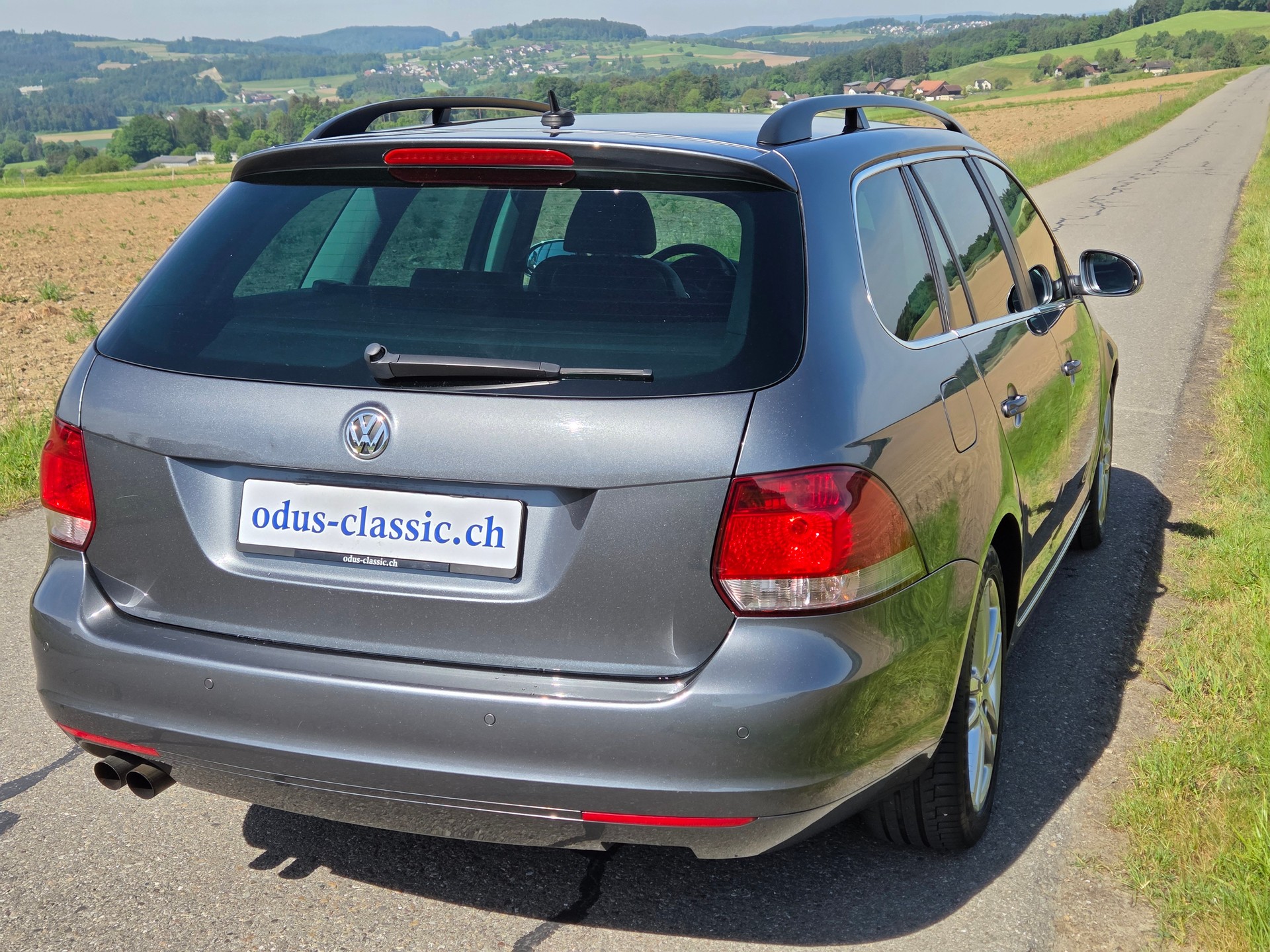 VW Golf Variant 1.4 TSI Highline DSG-image-5