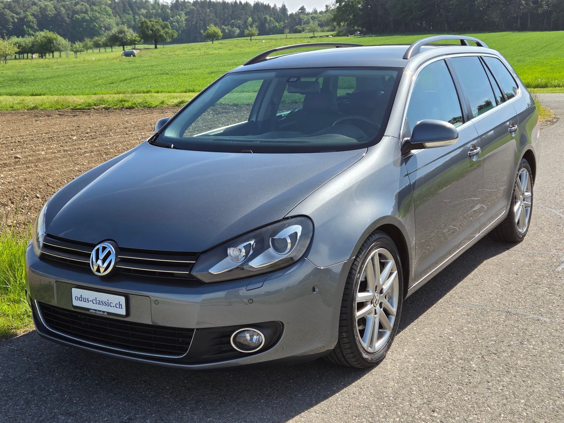 VW Golf Variant 1.4 TSI Highline DSG-image-0