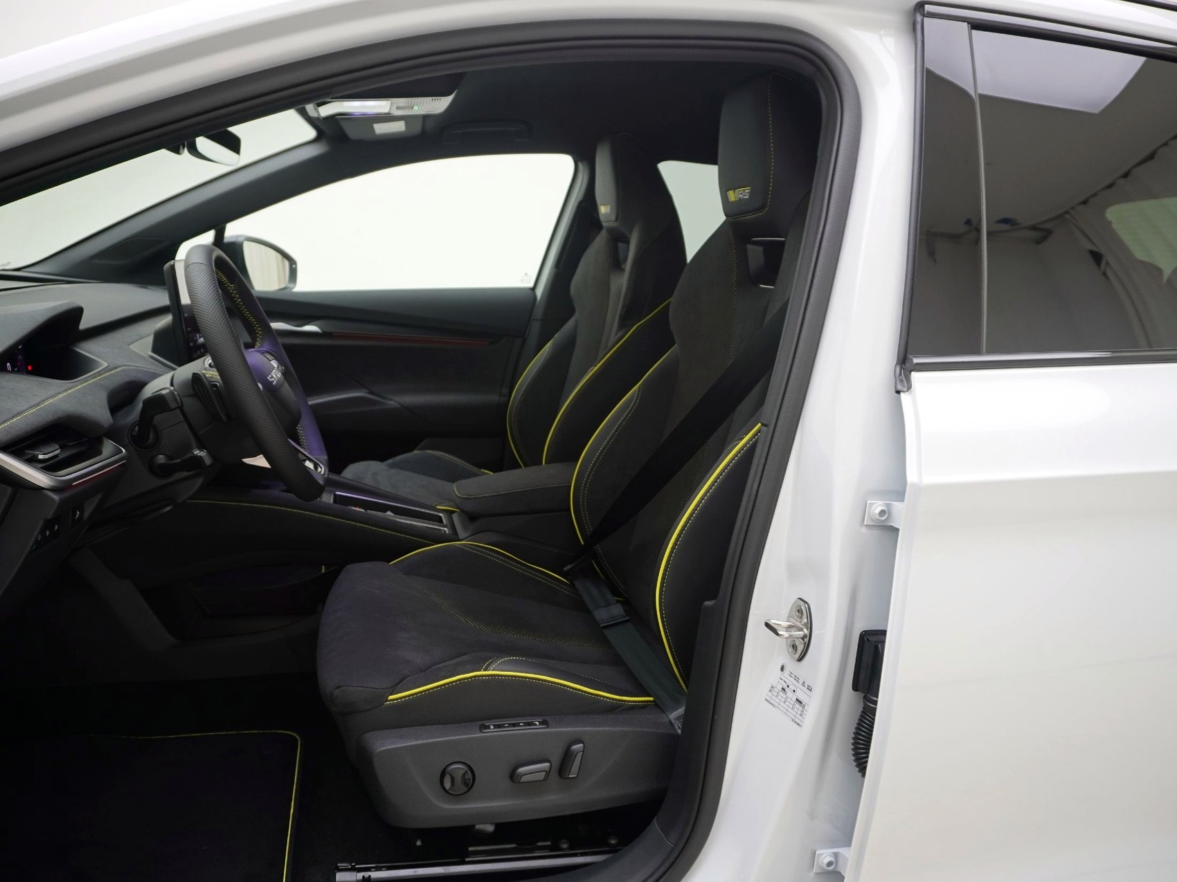 SKODA Elroq RS-MAXX 4x4-image-14